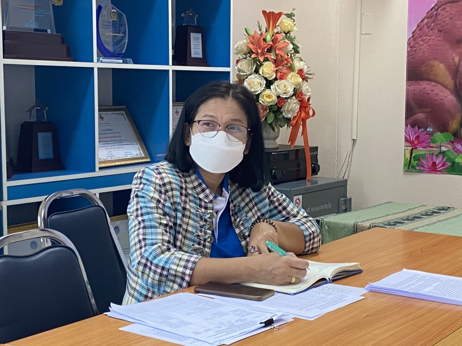 พช.ยโสธร ร่วมประชุมเพื่อสร้างความเข้าใจในการจัดทำรายงานแผนและผลการปฏิบัติการตามข้อเสนอ แนะของสำนักงานการตรวจเงินแผ่นดิน ผ่านระบบการประชุมออนไลน์ Zoom cloud Meeting