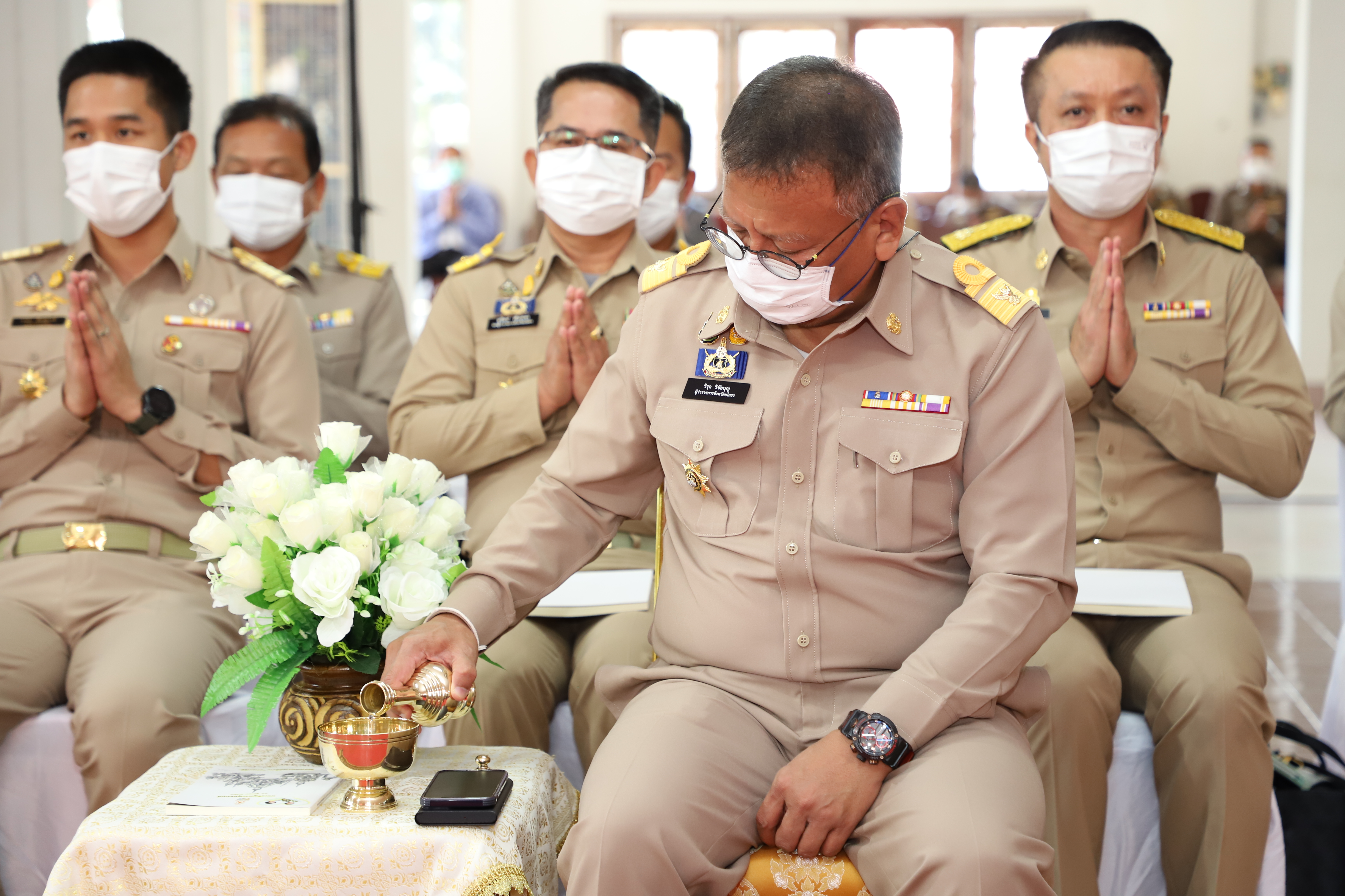 ?พช.ยโสธร ร่วมพิธีเจริญพระพุทธมนต์และเจริญจิตภาวนา เพื่อถวายพระพรชัยมงคลแด่สมเด็จพระเจ้าลูกเธอ เจ้าฟ้าพัชรกิติยาภา นเรนทิราเทพยวดี กรมหลวงราชสาริณีสิริพัชร มหาวัชรราชธิดา พร้อมทั้งร่วมกันปล่อยปลาและบริจาคโลหิต