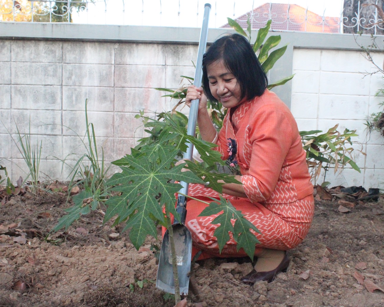 ☘️พช.ยโสธร เตรียมพื้นที่ดำเนินการปลูกผักสวนครัว ในการ น้อมนำแนวพระราชดำริของสมเด็จพระกนิษฐาธิราชเจ้า กรมสมเด็จพระเทพรัตนราชสุดาฯ สยามบรมราชกุมารี สู่ปฏิบัติการปลูกผักสวนครัว เพื่อสร้างความมั่นคงทางอาหารต่อเนื่อง