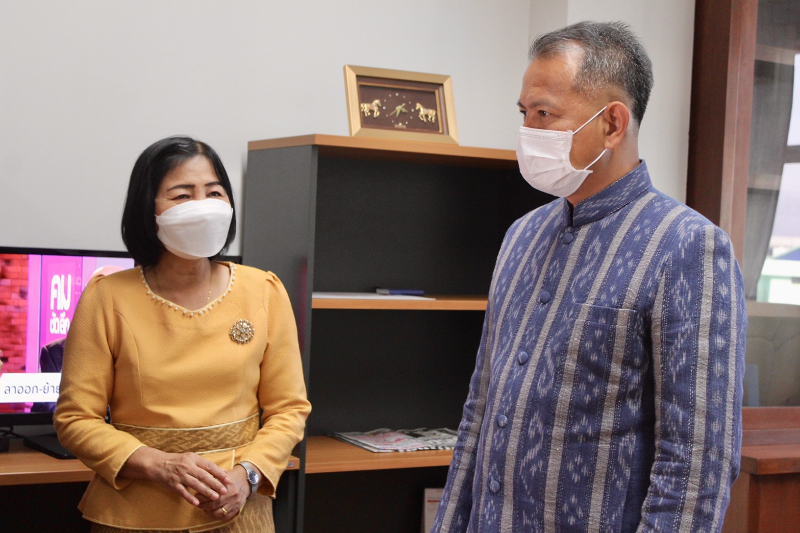 ?พช.ยโสธร แสดงความยินดี นายชัยวัฒน์ ชัยเวชพิสิฐ ปลัดจังหวัดยโสธรเนื่องในโอกาสดำรงตำแหน่งรองผู้ว่าราชการจังหวัด ร้อยเอ็ด