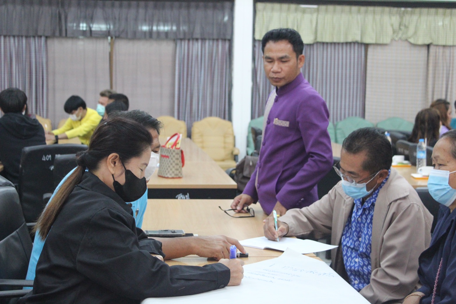 ?พช.ยโสธร พร้อมลุยเดินหน้า ประชุมเชิงปฏิบัติการเพิ่มศักยภาพงานทุนชุมชนเสริมสร้างธรรมาภิบาลและ การเข้าถึงแหล่งทุน