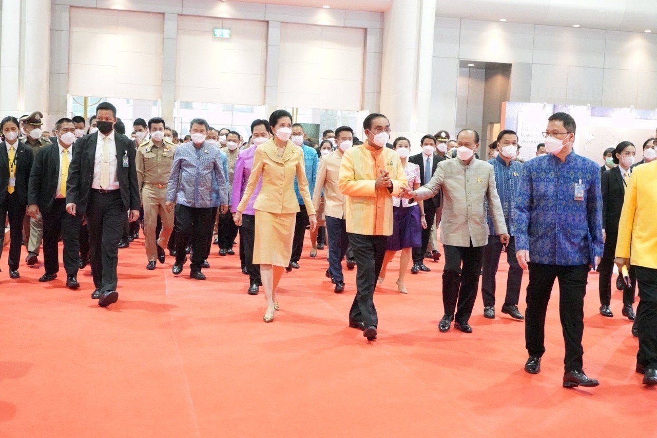 ?พช.ยโสธร ร่วมพิธีเปิดงาน OTOP City 2022 “มอบความสุขจากภูมิปัญญา ส่งต่อคุณค่าจากฝีมือคนไทย”