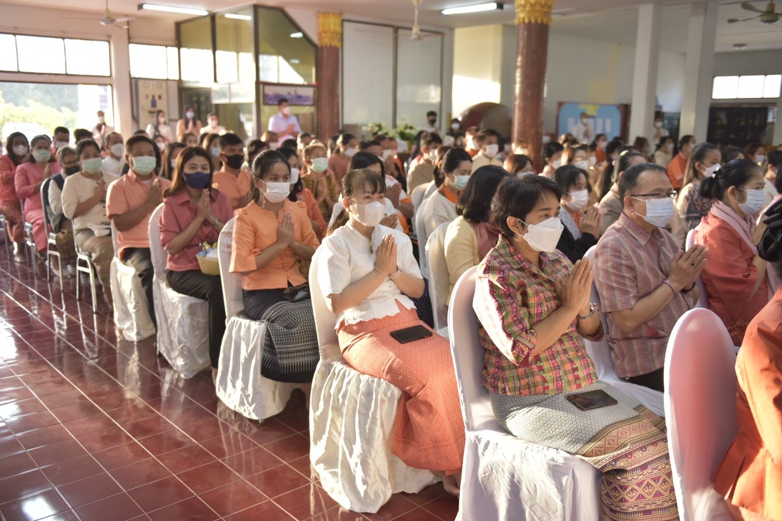 ?พช.ยโสธร ร่วมกิจกรรมทำบุญ ตักบาตรพระสงฆ์ เพื่อถวายพระราชกุศลสมเด็จพระเจ้าลูกเธอ เจ้าฟ้าพัชรกิติยาภา นเรนทิราเทพยวดี กรมหลวงราชสาริณีสิริพัชร มหาวัชรราชธิดา