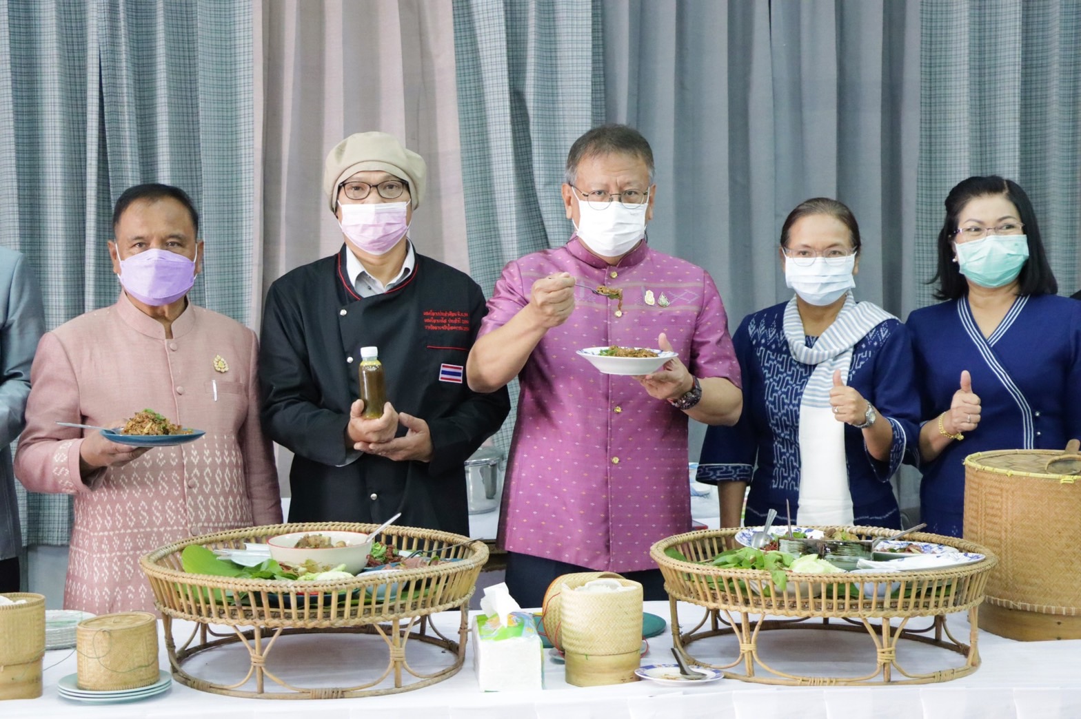 ?พช.ยโสธร ร่วมโครงการการพัฒนาด้านการท่องเที่ยวและบริการ กิจกรรมส่งเสริมเศรษฐกิจชุมชนด้วยมิติทางวัฒนธรรมโดยการอบรมพัฒนาและต่อยอดมรดกภูมิปัญญาทางวัฒนธรรมด้านอาหาร “ลาบยโสธร”