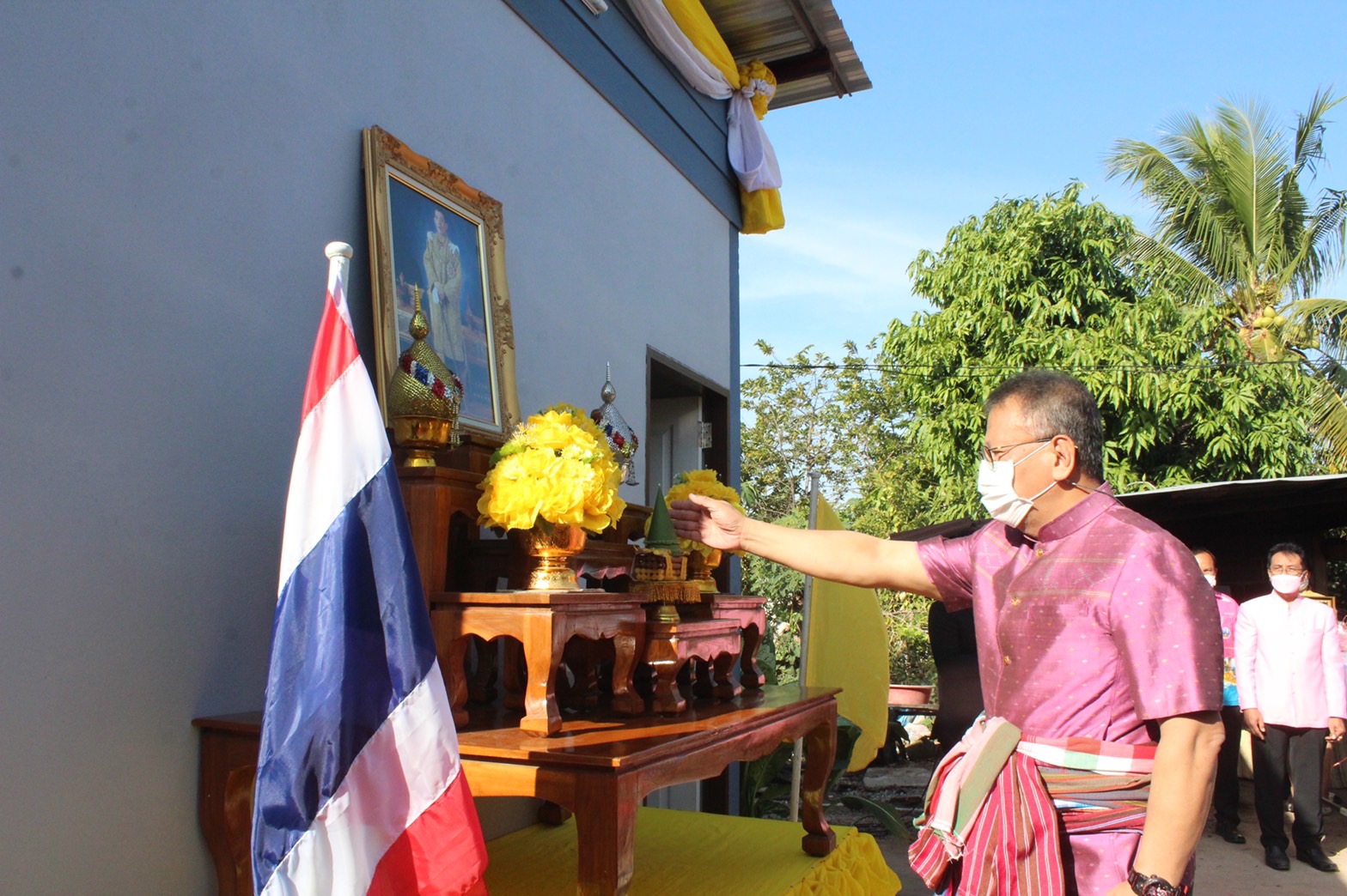 ?พช.ยโสธร ส่งมอบบ้านครัวเรือนตามโครงการบ้านห่วงใยจากใจ GLO ประจำปี 2565