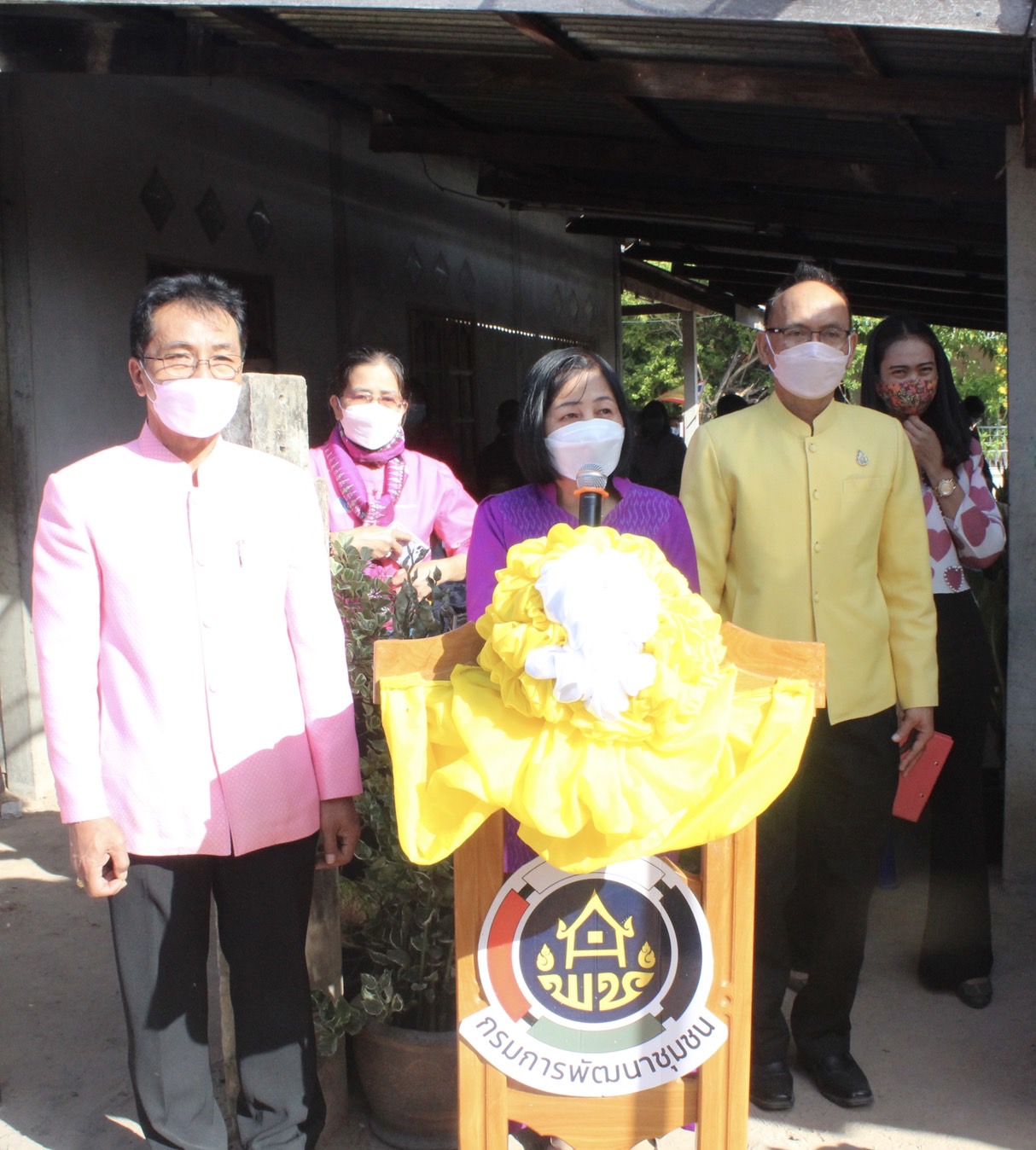 ?พช.ยโสธร ส่งมอบบ้านครัวเรือนตามโครงการบ้านห่วงใยจากใจ GLO ประจำปี 2565