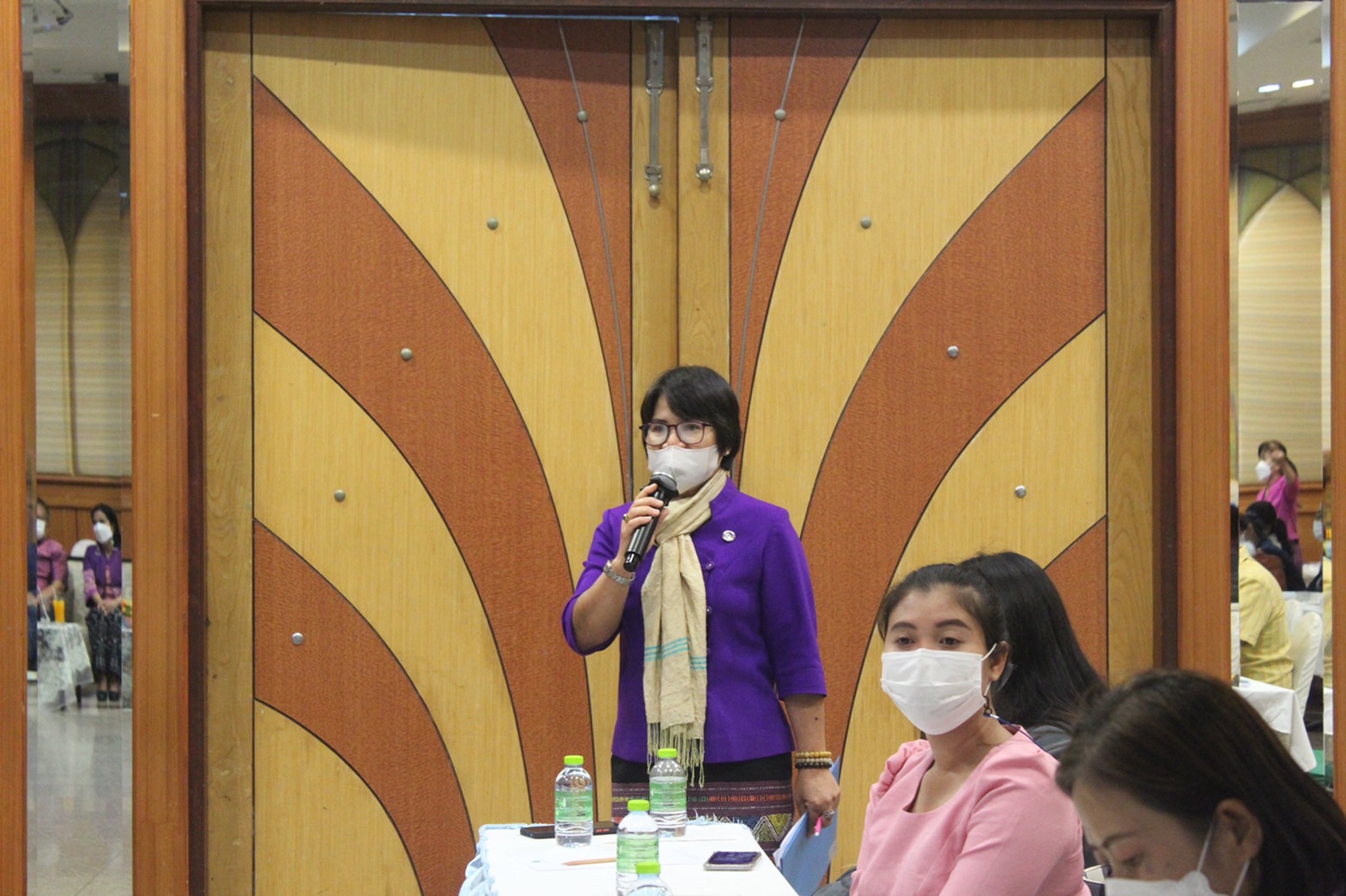 ?พช.ยโสธร ดำเนินโครงการพัฒนาผลิตภัณฑ์สินค้าชุมชน กิจกรรมส่งเสริมกระบวนการเครือข่ายองค์ความรู้ (Knowledge-Based OTOP : KBO)กิจกรรมย่อย พัฒนาผลิตภัณฑ์ OTOP โดยเครือข่ายองค์ความรู้ KBO จังหวัดยโสธร