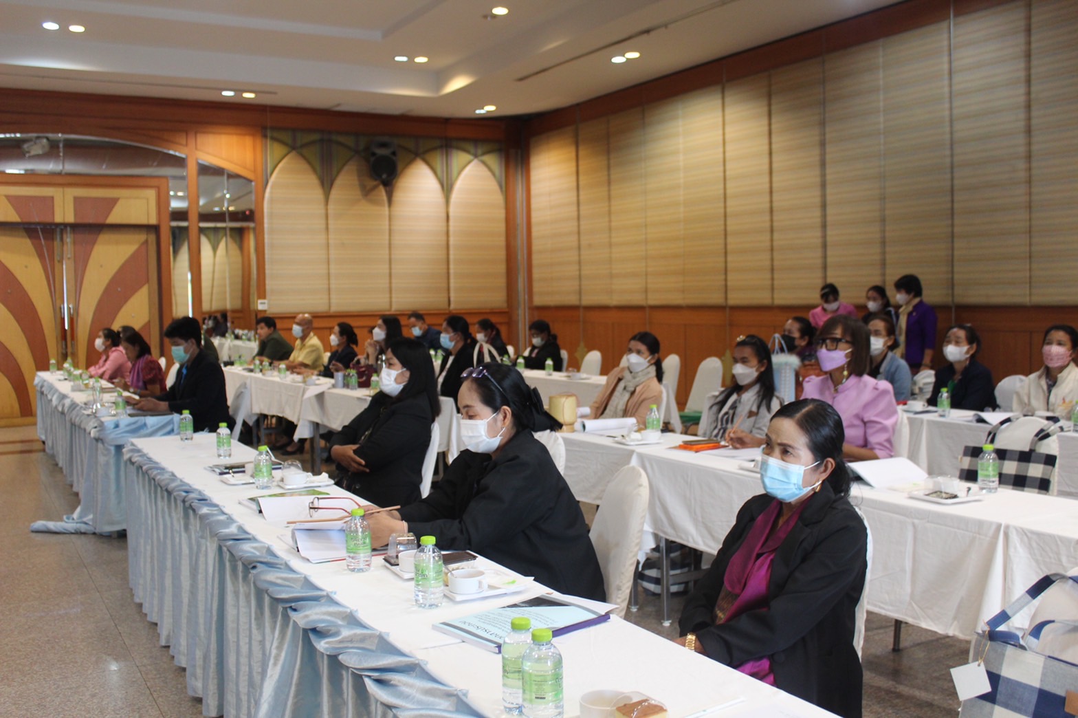 ?พช.ยโสธร ดำเนินโครงการพัฒนาผลิตภัณฑ์สินค้าชุมชน กิจกรรมส่งเสริมกระบวนการเครือข่ายองค์ความรู้ (Knowledge-Based OTOP : KBO)กิจกรรมย่อย พัฒนาผลิตภัณฑ์ OTOP โดยเครือข่ายองค์ความรู้ KBO จังหวัดยโสธร