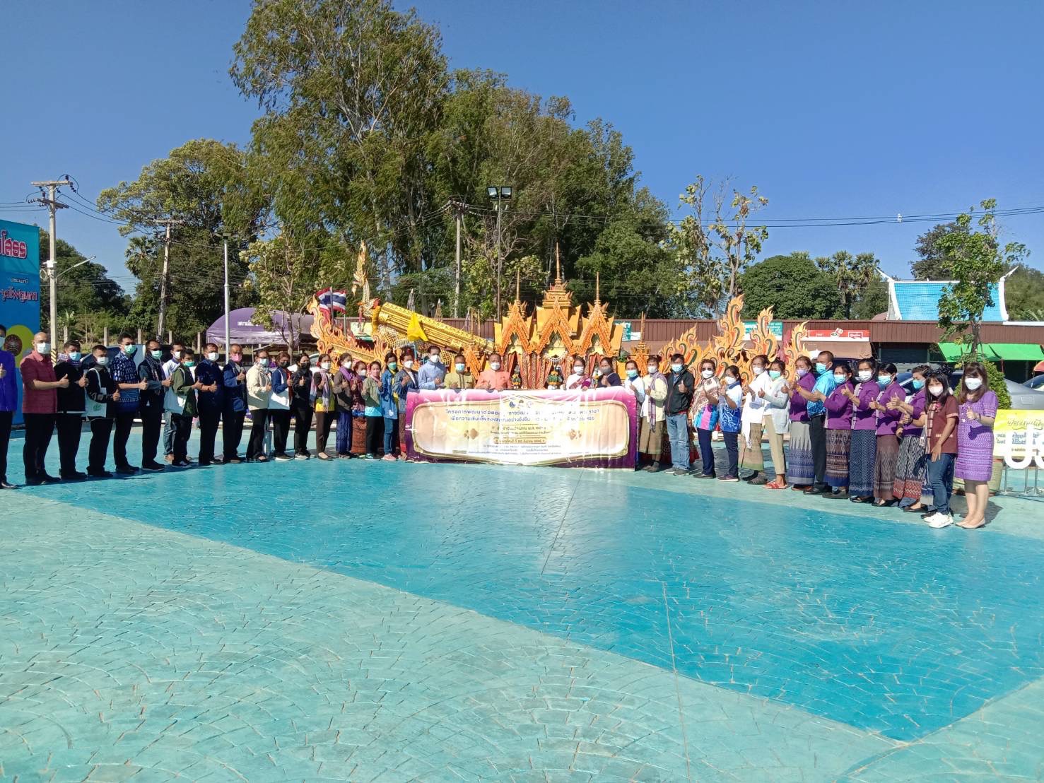 พช.ยโสธร ร่วมพิธีเปิดโครงการพัฒนาต่อยอดทุนทางวัฒนธรรม ตามรอยศาสตร์พระราชา เพื่อชุมชนเข้มแข็งอย่างยั่งยืน บวร On Tour ประจำปีงบประมาณ พ.ศ.2566 ณ ลานวิมานพญาแถน อำเภอเมืองยโสธร จังหวัดยโสธร