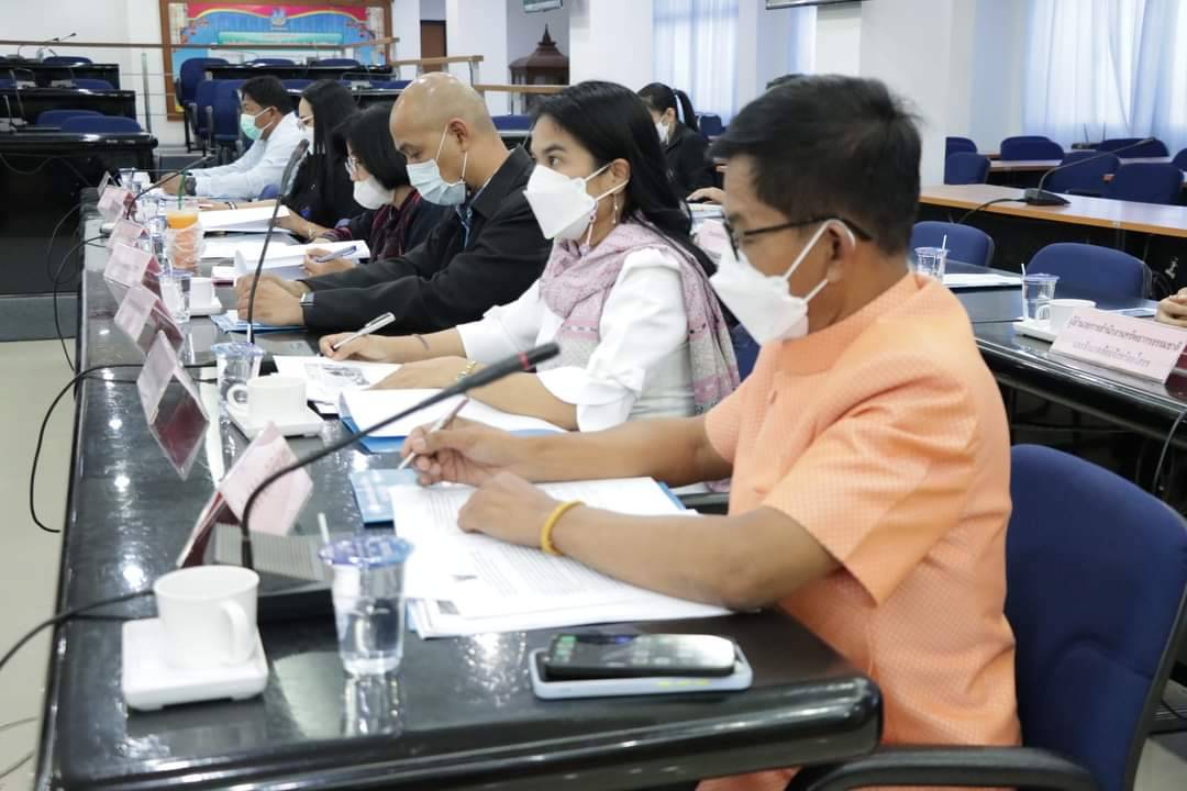 ?พช.ยโสธร ร่วมประชุมคณะกรรมการร่วมภาครัฐและเอกชนเพื่อแก้ไขปัญหาทางเศรษฐกิจ กลุ่มจังหวัด(กรอ.) ครั้งที่ 2/2566 ผ่านสื่ออิเล็กทรอนิกส์