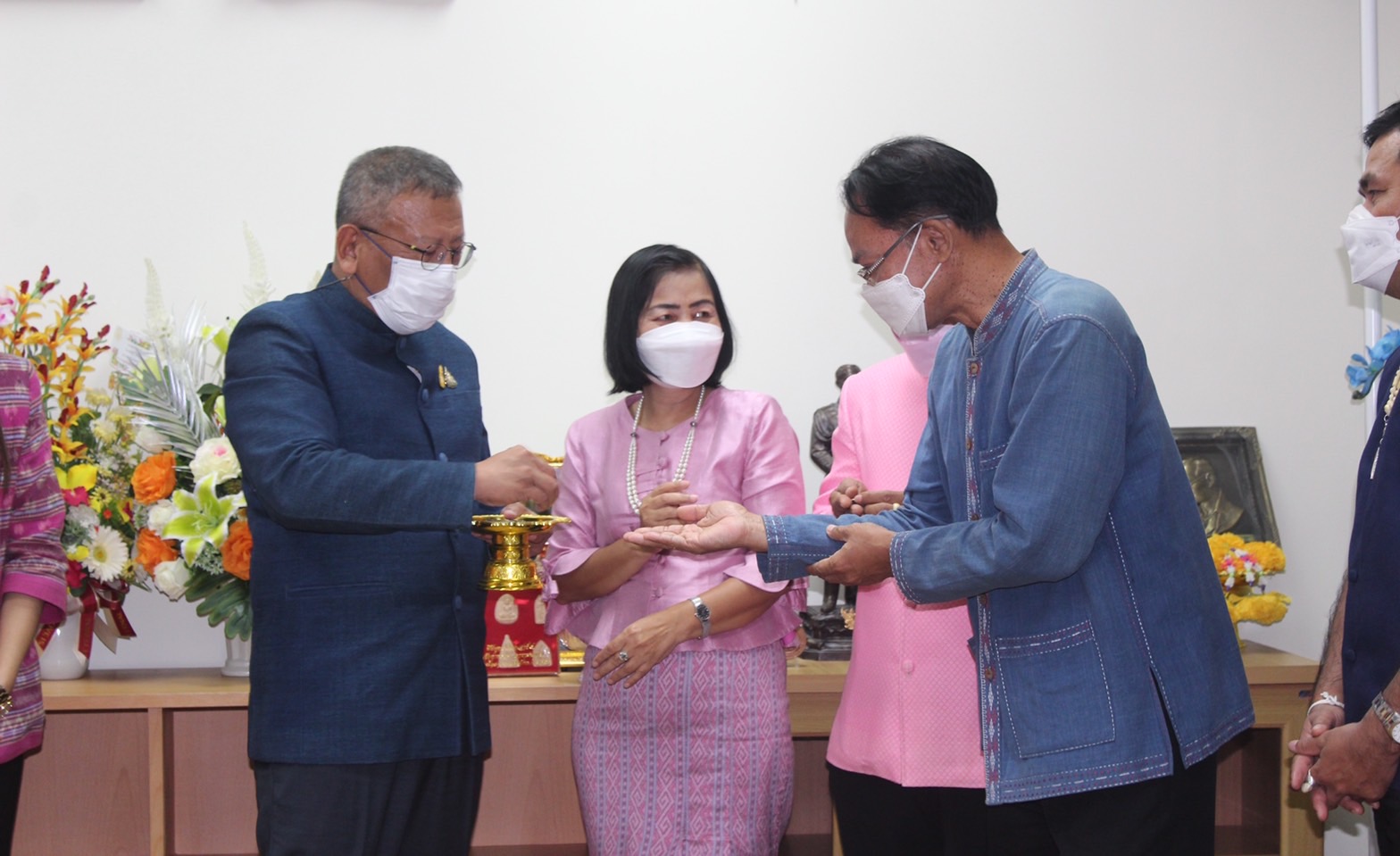 ?ทีมพช.ยโสธร เข้าอวยพรผู้ว่าราชการจังหวัดเนื่องในโอกาสวันขึ้น ปีใหม่ พ.ศ.2566