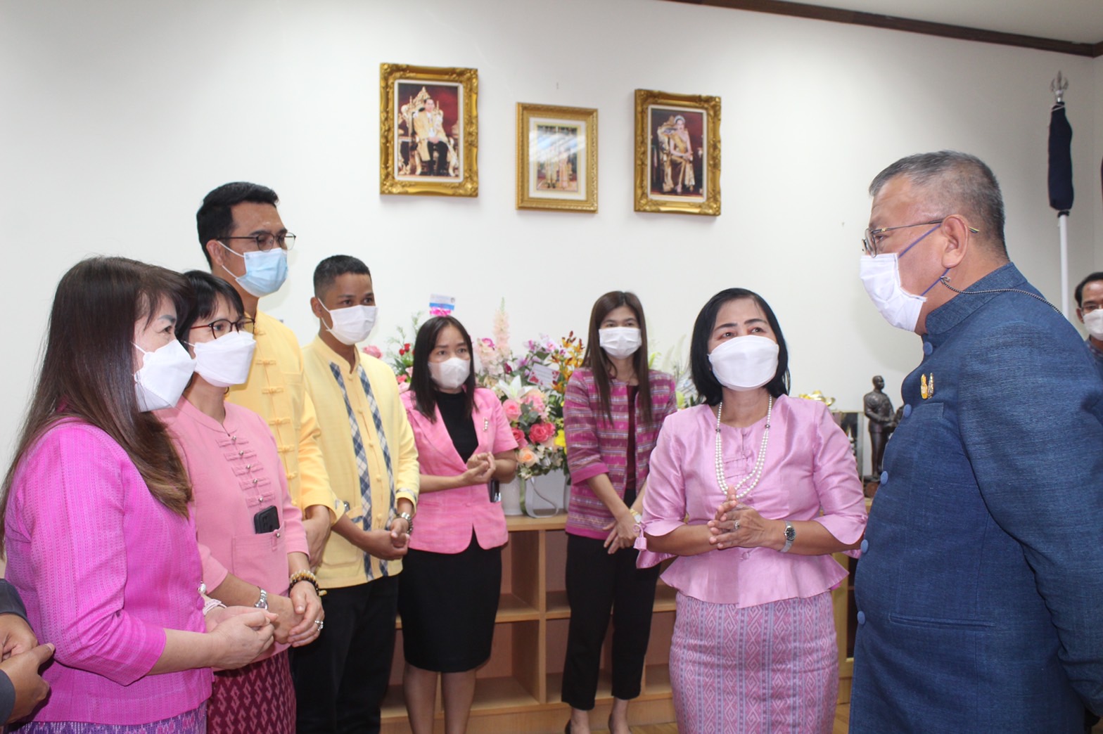 ?ทีมพช.ยโสธร เข้าอวยพรผู้ว่าราชการจังหวัดเนื่องในโอกาสวันขึ้น ปีใหม่ พ.ศ.2566