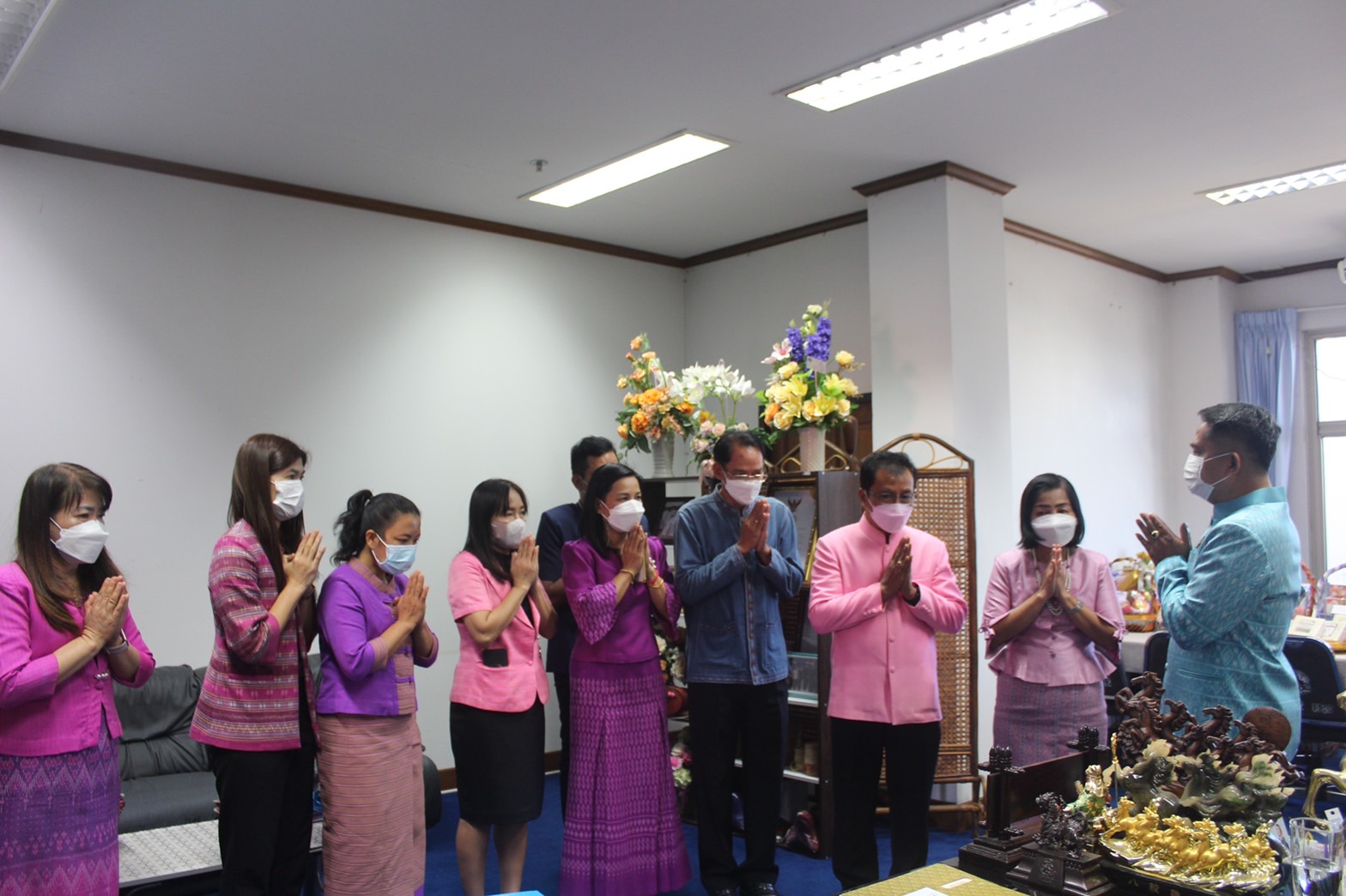 ?ทีมพช.ยโสธร เข้าอวยพรผู้ว่าราชการจังหวัดเนื่องในโอกาสวันขึ้น ปีใหม่ พ.ศ.2566