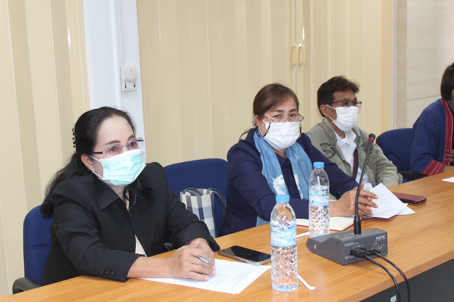 ☘️พช.ยโสธร ประชุมเตรียมความพร้อมผู้ผลิต ผู้ประกอบการ OTOP ในการเข้าร่วมจำหน่ายสินค้าตามโครงการเฉลิมพระเกียรติสมเด็จพระเจ้าลูกเธอ เจ้าฟ้าสิริวัณณวรี นารีรัตนราชกัญญา เนื่องในโอกาสวันคล้ายวันประสูติ วันที่ 8 มกราคม 2566