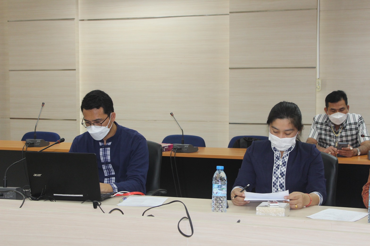 ☘️พช.ยโสธร ประชุมเตรียมความพร้อมผู้ผลิต ผู้ประกอบการ OTOP ในการเข้าร่วมจำหน่ายสินค้าตามโครงการเฉลิมพระเกียรติสมเด็จพระเจ้าลูกเธอ เจ้าฟ้าสิริวัณณวรี นารีรัตนราชกัญญา เนื่องในโอกาสวันคล้ายวันประสูติ วันที่ 8 มกราคม 2566