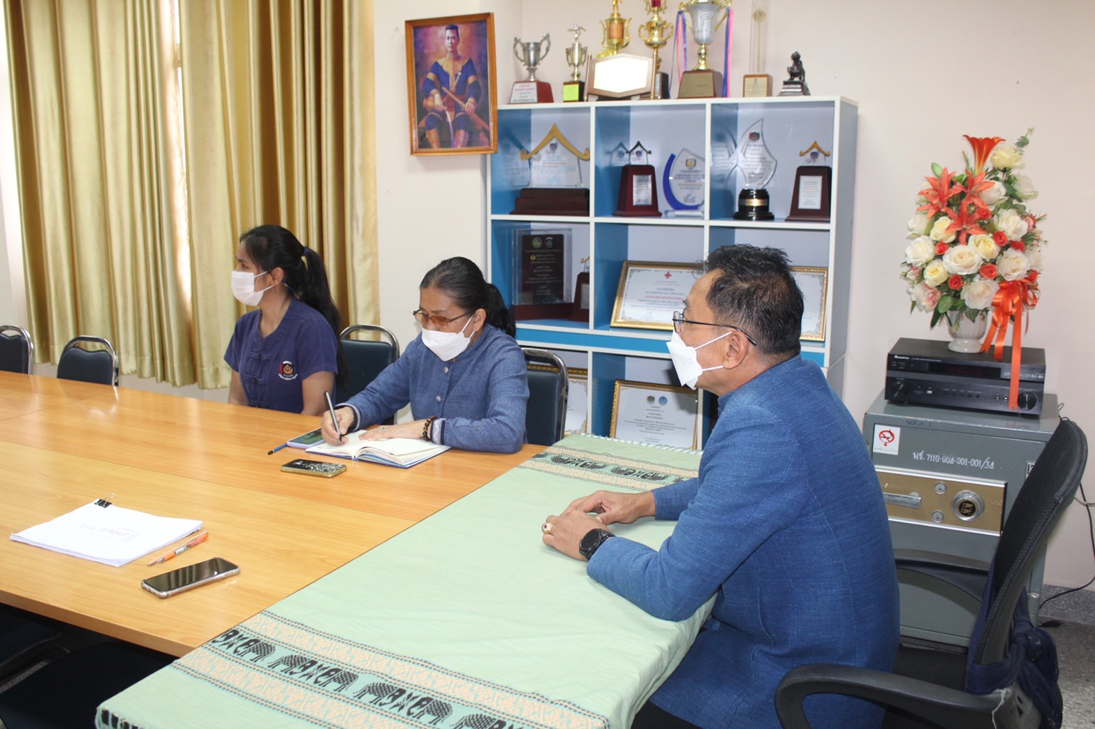 ?พช.ยโสธร ร่วมประชุมการชี้แจง ข้อมูลความต้องการของผู้ใช้งานระบบแสดงผลข้อมูล (Dashboard) การแก้ไขปัญหาความยากจนและพัฒนาคนทุกช่วงวัยในระดับพื้นที่ ผ่านรูปแบบออนไลน์ (zoom cloud meeting)