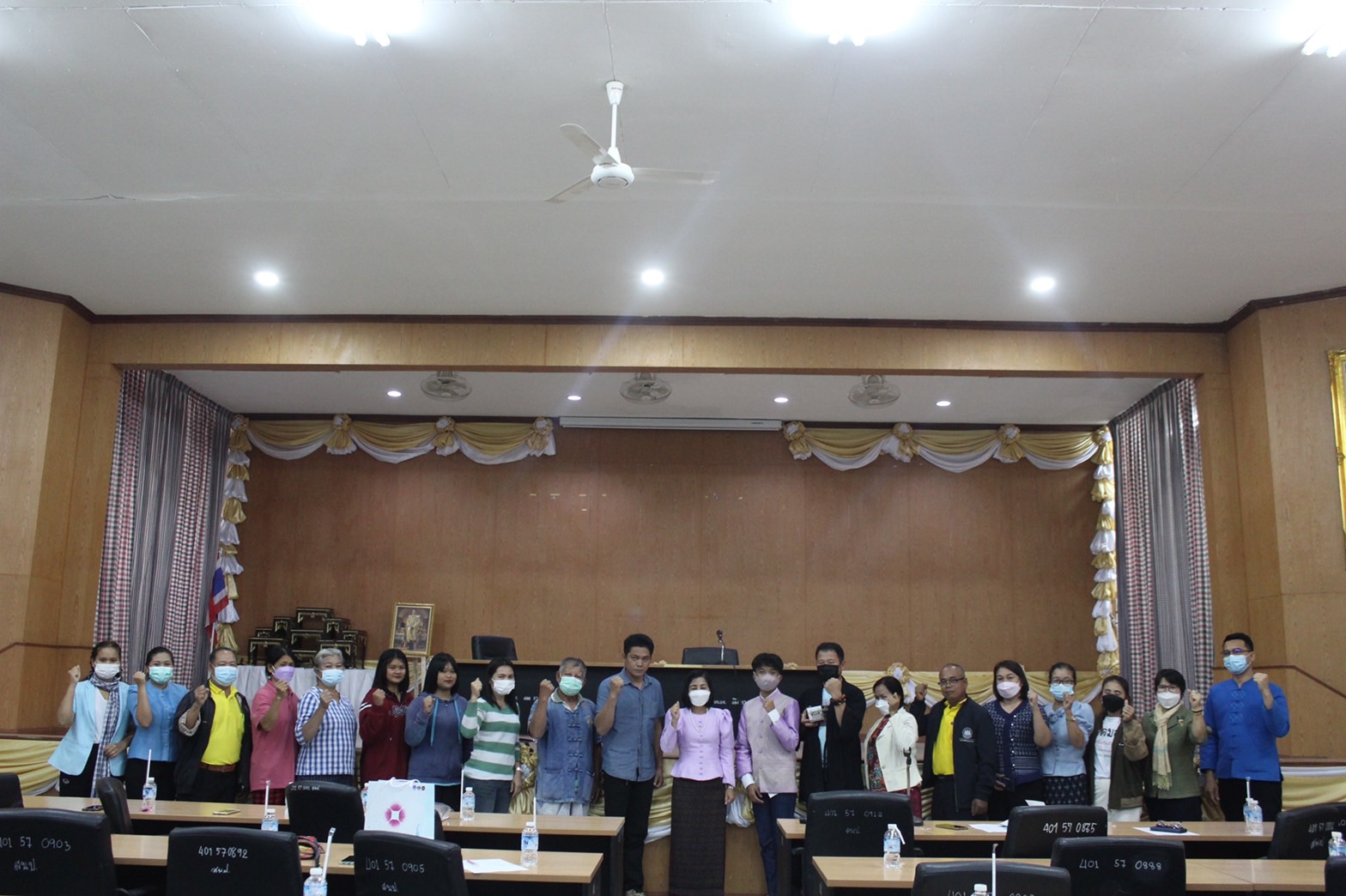 ?พช. ยโสธร ส่งมอบบรรจุภัณฑ์และตราสินค้าแก่กลุ่มผู้ผลิต ผู้ประกอบการ OTOP จังหวัดยโสธร