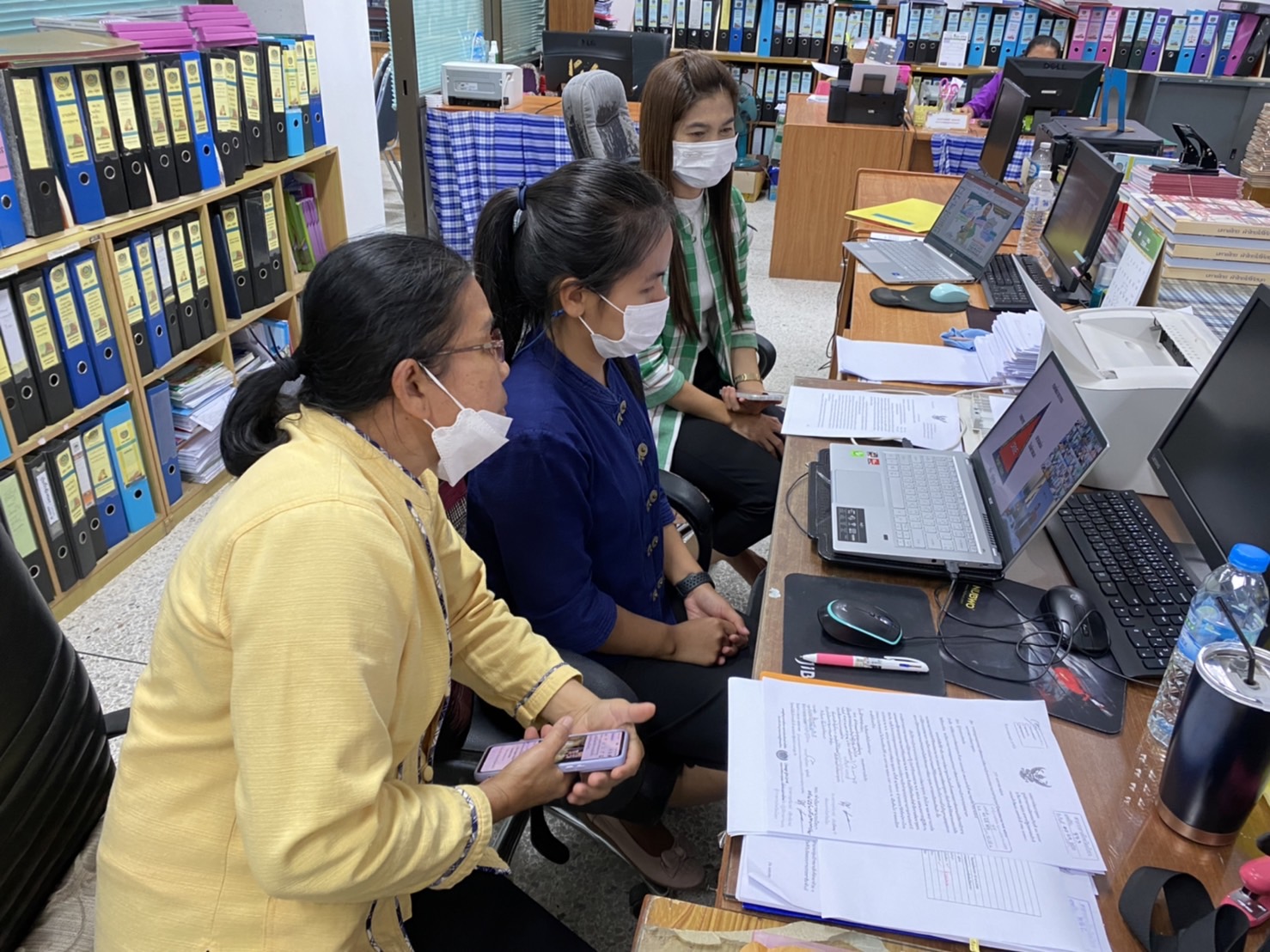 พช.ยโสธร ร่วมอบรมโครงการฝึกอบรมให้ความรู้ด้านภัยไซเบอร์ ผ่านระบบผ่านระบบ TV พช. ณ ห้องประชุมสำนักงานพัฒนาชุมชนจังหวัดยโสธร ชั้น 4 ศาลากลางจังหวัดยโสธร (หลังใหม่) Copy