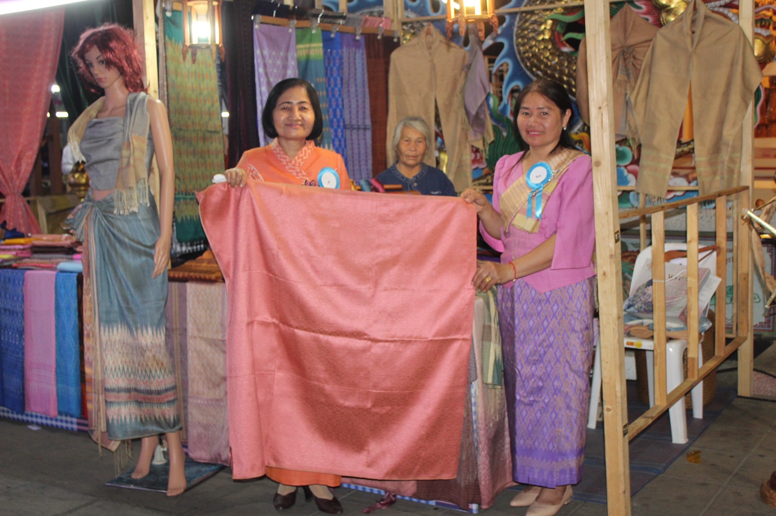 ?พช.ยโสธร ร่วมพิธีเปิดตลาดวัฒนธรรม ถนนสายวัฒนธรรม ชูลาบยโสธร soft power กระตุ้นเศรษฐกิจ