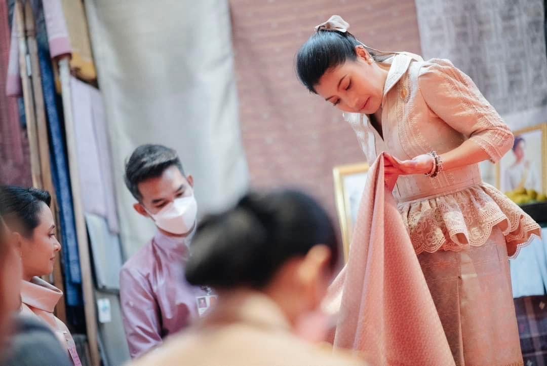 ?จังหวัดยโสธร ร่วมเฝ้าฯ รับเสด็จสมเด็จพระเจ้าลูกเธอ เจ้าฟ้าสิริวัณณวรี นารีรัตนราชกัญญา ณ หอประชุมมหาวิทยาลัยเทคโนโลยีราชมงคลอีสาน วิทยาเขตสุรินทร์ ตำบลนอกเมือง อำเภอเมืองสุรินทร์ จังหวัดสุรินทร์