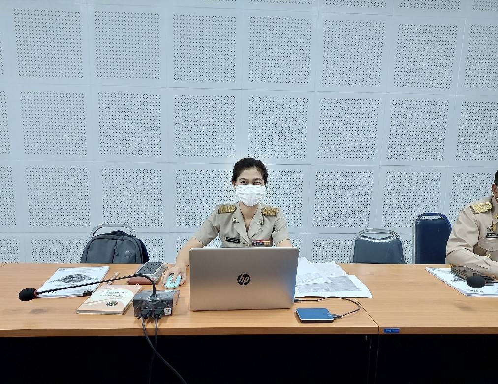 ?พช.ยโสธร ร่วมประชุมติดตามการแก้ไขปัญหาความเดือดร้อนตามฐานข้อมูลการขจัดความยากจนและพัฒนาคนทุกช่วงวัยอย่างยั่งยืนตามหลักปรัชญาของเศรษฐกิจพอเพียง ระบบ TPMAP และระบบ ThaiQM จังหวัดยโสธร ผ่านระบบ zoom cloud meeting