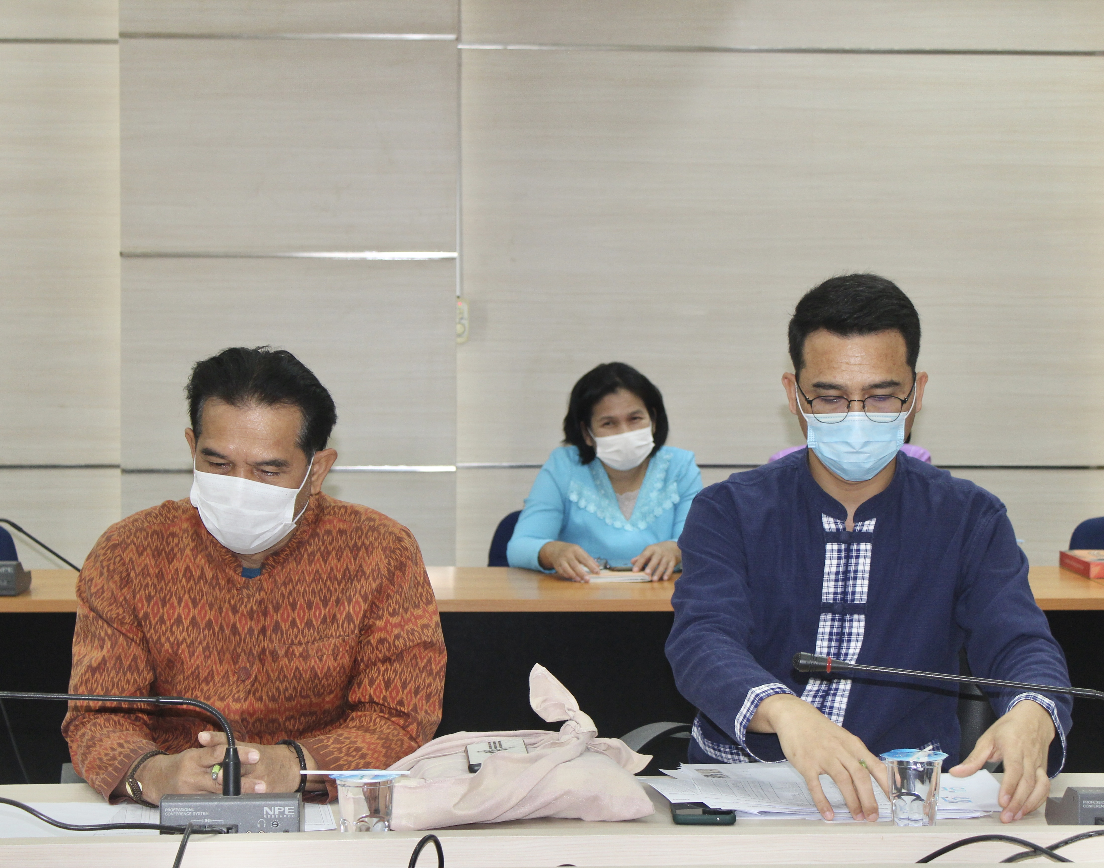 ?พช.ยโสธร ประชุมผู้ผลิต ผู้ประกอบการ OTOP การจัดแสดงและจำหน่ายสินค้างานประชุมวิชาการ อทก.ชาติและงานวันสถาปนาจังหวัดยโสธร