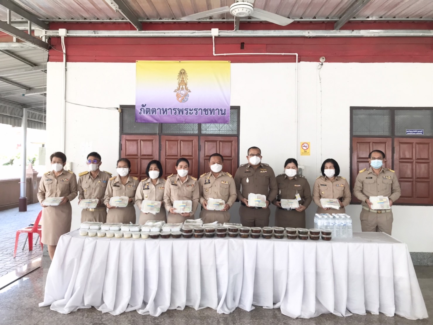 ?พช.ยโสธร ร่วมพิธีถวายภัตตาหารพระราชทานของพระบาทสมเด็จพระเจ้าอยู่หัว แด่พระภิกษุ สามเณร ในการสอบบาลีสนามหลวง ครั้งที่ 1 ครั้งหลัง ประจำปี พ.ศ. 2566