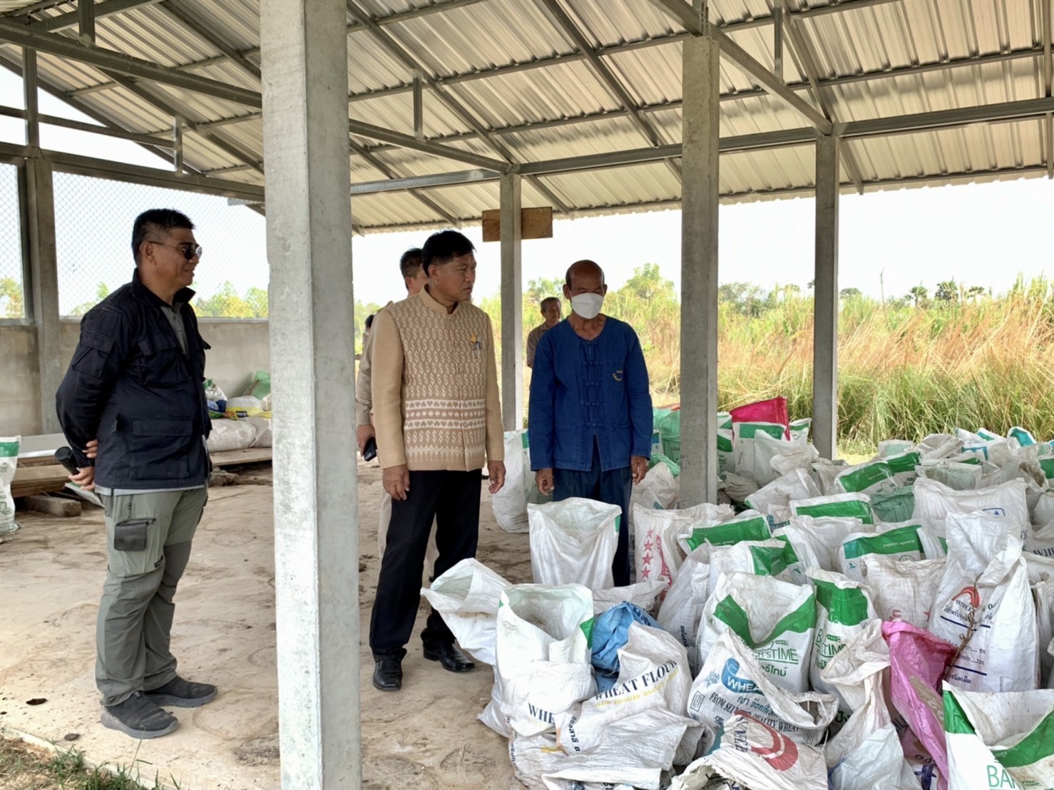 ?ผู้ตรวจราชการกรมการพัฒนาชุมชน ติดตามการขับเคลื่อนงานพัฒนาชุมชน อำเภอมหาชนะชัย จังหวัดยโสธร