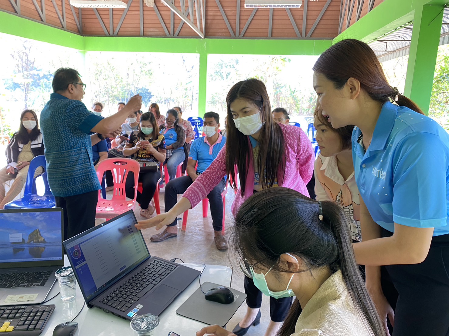 ?พช. ยโสธร ติดตามความก้าวหน้าการจัดเก็บข้อมูลความจำเป็นพื้นฐาน (จปฐ.) และข้อมูลพื้นฐานระดับหมู่บ้าน (กชช. 2ค) ประจำปีงบประมาณ พ.ศ.2566 อำเภอเลิงนกทา  อำเภอไทยเจริญ จังหวัดยโสธร