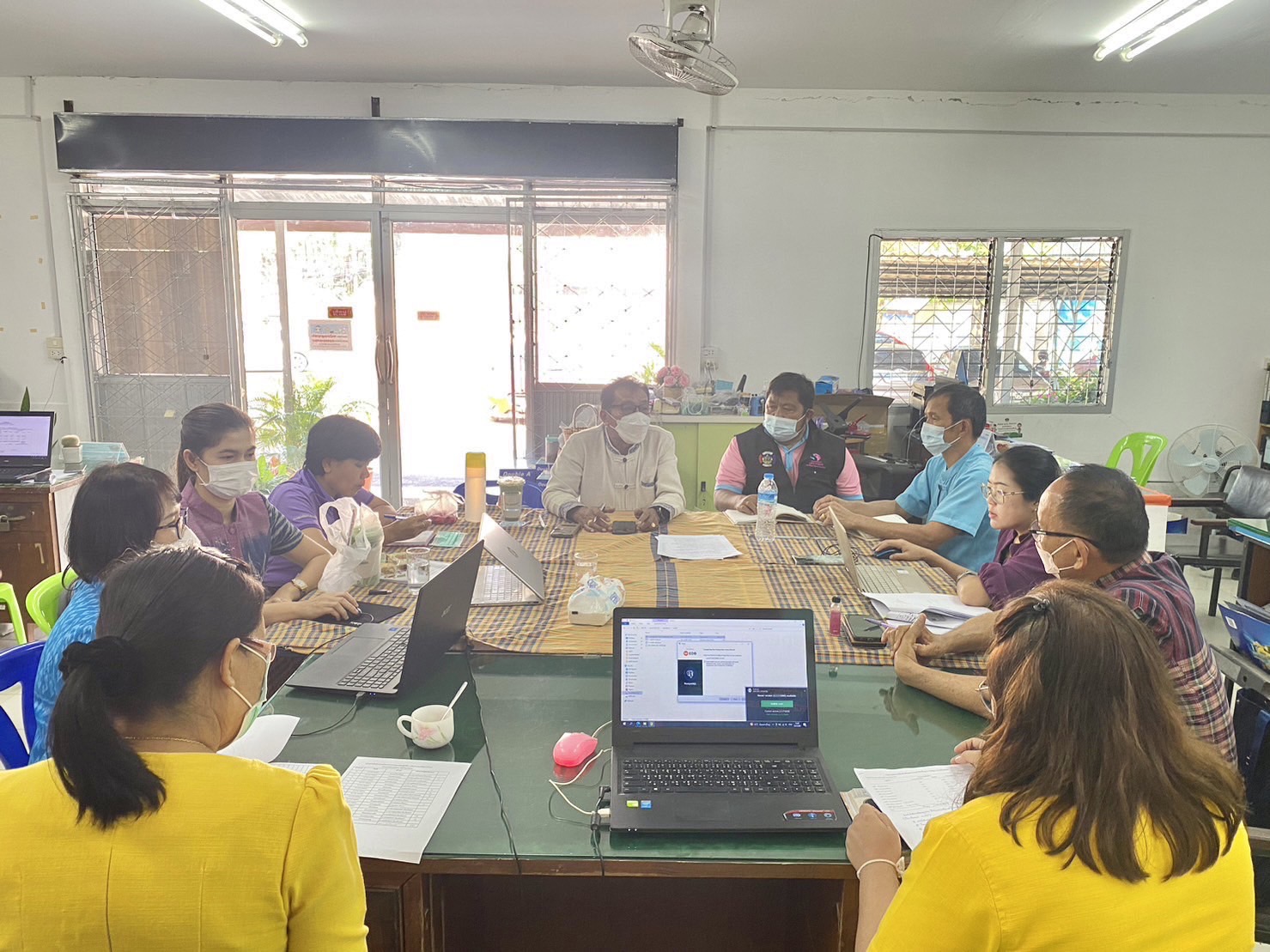 ?พช. ยโสธร ติดตามความก้าวหน้าการจัดเก็บข้อมูลความจำเป็นพื้นฐาน (จปฐ.) และข้อมูลพื้นฐานระดับหมู่บ้าน (กชช. 2ค) ประจำปีงบประมาณ พ.ศ.2566 อำเภอป่าติ้ว อำเภอเมืองยโสธร จังหวัดยโสธร