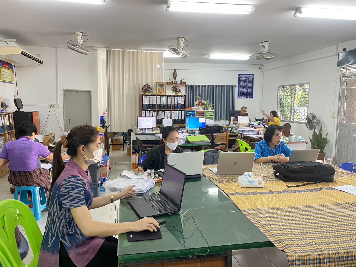 ?พช. ยโสธร ติดตามความก้าวหน้าการจัดเก็บข้อมูลความจำเป็นพื้นฐาน (จปฐ.) และข้อมูลพื้นฐานระดับหมู่บ้าน (กชช. 2ค) ประจำปีงบประมาณ พ.ศ.2566 อำเภอป่าติ้ว อำเภอเมืองยโสธร จังหวัดยโสธร