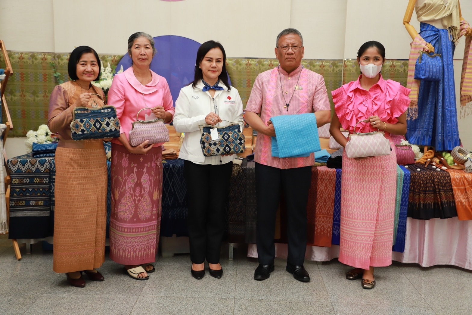 ?พช.ยโสธร ร่วมงานแถลงข่าวจัดงานวันสถาปนาจังหวัดยโสธร ครบรอบ 51 และงานกาชาด ประจำปี 2566 กำหนดจัด 1-9 มีนาคม 2566