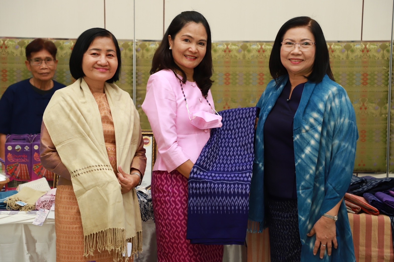 ?พช.ยโสธร ร่วมงานแถลงข่าวจัดงานวันสถาปนาจังหวัดยโสธร ครบรอบ 51 และงานกาชาด ประจำปี 2566 กำหนดจัด 1-9 มีนาคม 2566