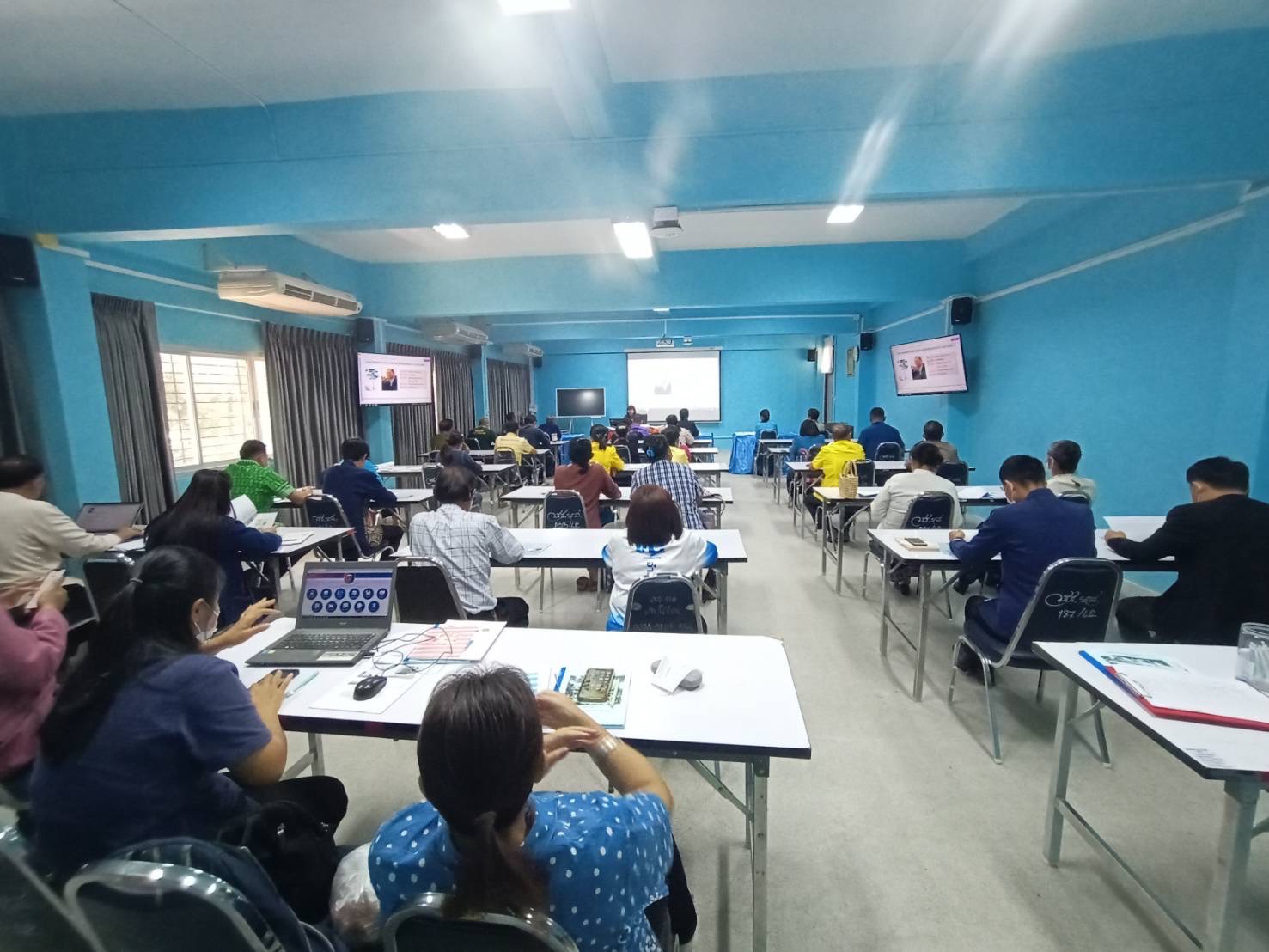 ☘พช.ยโสธร ดำเนินกิจกรรมสนองพระราชดำริโครงการอนุรักษ์พันธุกรรมพืชอันเนื่องมา จากพระราชดำริ สมเด็จพระเทพรัตนราชสุดาฯ สยามบรมราชกุมารี (อพ.สธ.) กิจกรรมสร้างสรรค์การใช้ประโยชน์จากต้นไม้ประจำจังหวัด (ต้นยางนา)