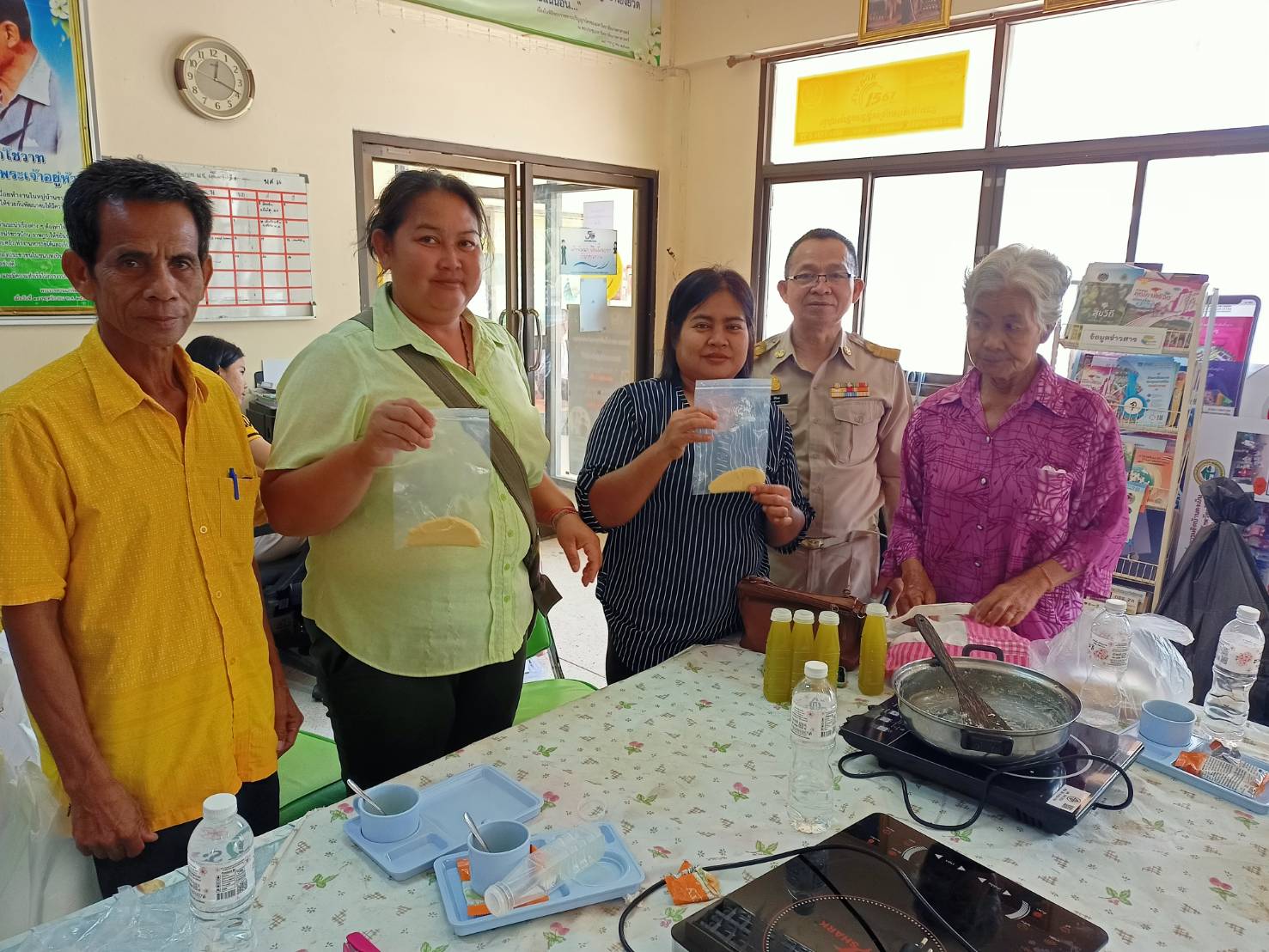 ยโสธร…นำครัวเรือนเป้าหมาย TPMAP/ThaiQM ฝึกอาชีพประชาชนพัฒนาคนทุกช่วงวัยตามหลักปรัชญาของเศรษฐกิจพอเพียง ประจำปีงบประมาณ พ.ศ. 2566 ผ่านระบบ Zoom Cloud Meeting