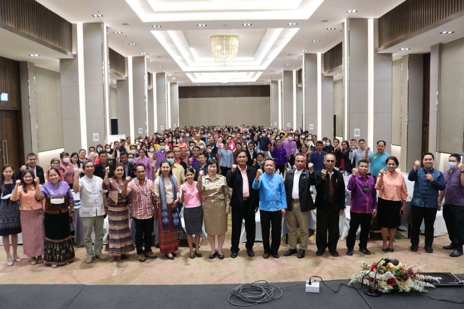 ?พช.ยโสธรและคณะกรรมการเครือข่ายกลุ่มออมทรัพย์เพื่อการผลิต ร่วมประชุมเชิงปฏิบัติการเตรียมความพร้อมคณะกรรมการเครือข่ายกลุ่มออมทรัพย์เพื่อการผลิต ร่วมร่างระเบียบเครือข่ายกลุ่มออมทรัพย์เพื่อการผลิต