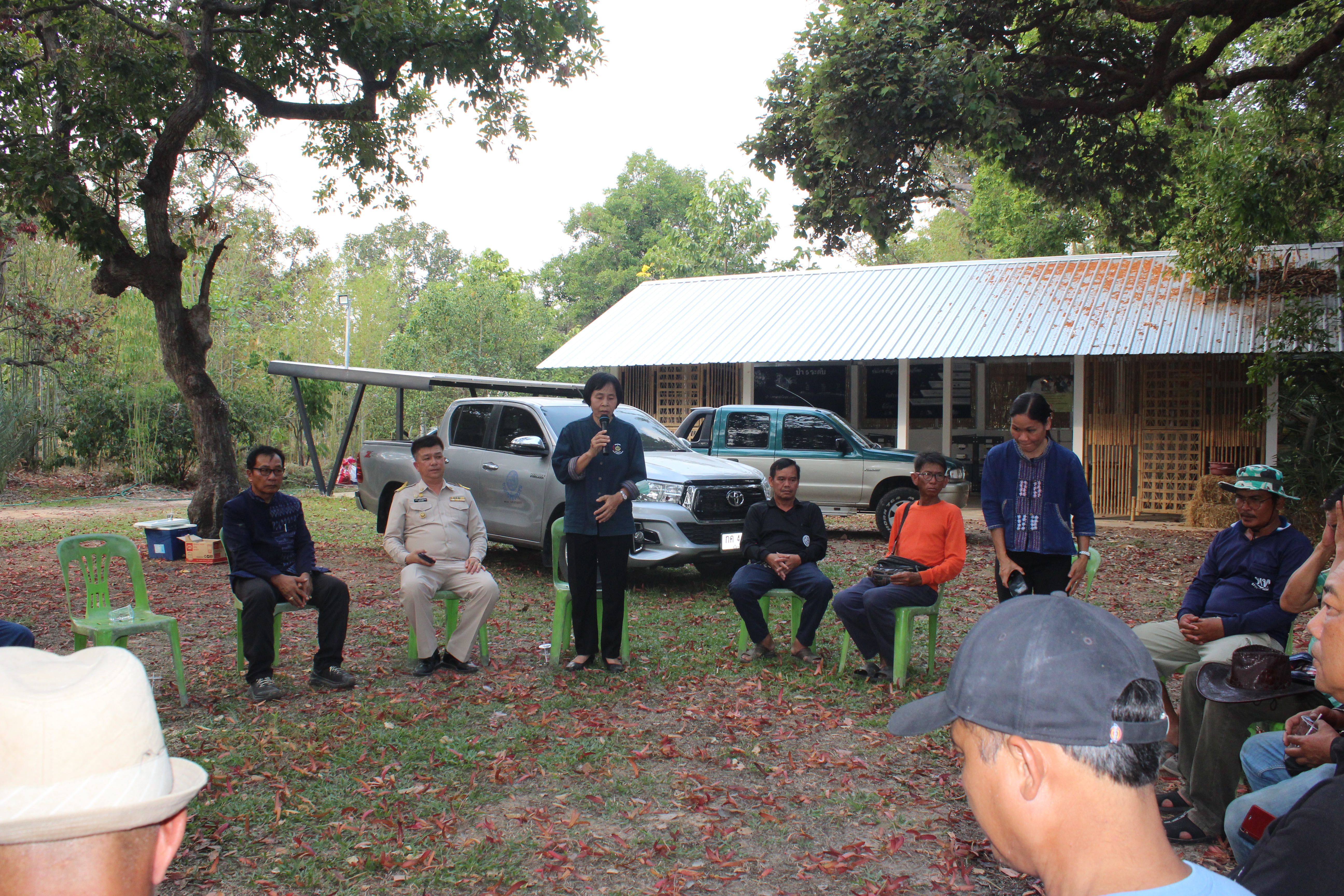 ?พช.ยโสธร ขับเคลื่อนการจัดทำสารสนเทศตำบลต้นแบบเพื่อพัฒนาคุณภาพชีวิต กิจกรรมที่ 2 กิจกรรมสนับสนุนการพัฒนาคุณภาพชีวิตตามความต้องการของ พื้นที่ (ประเด็น การแก้ไขปัญหาความยากจน) ตำบลบึงแก อำเภอมหาชนะชัย จังหวัดยโสธร