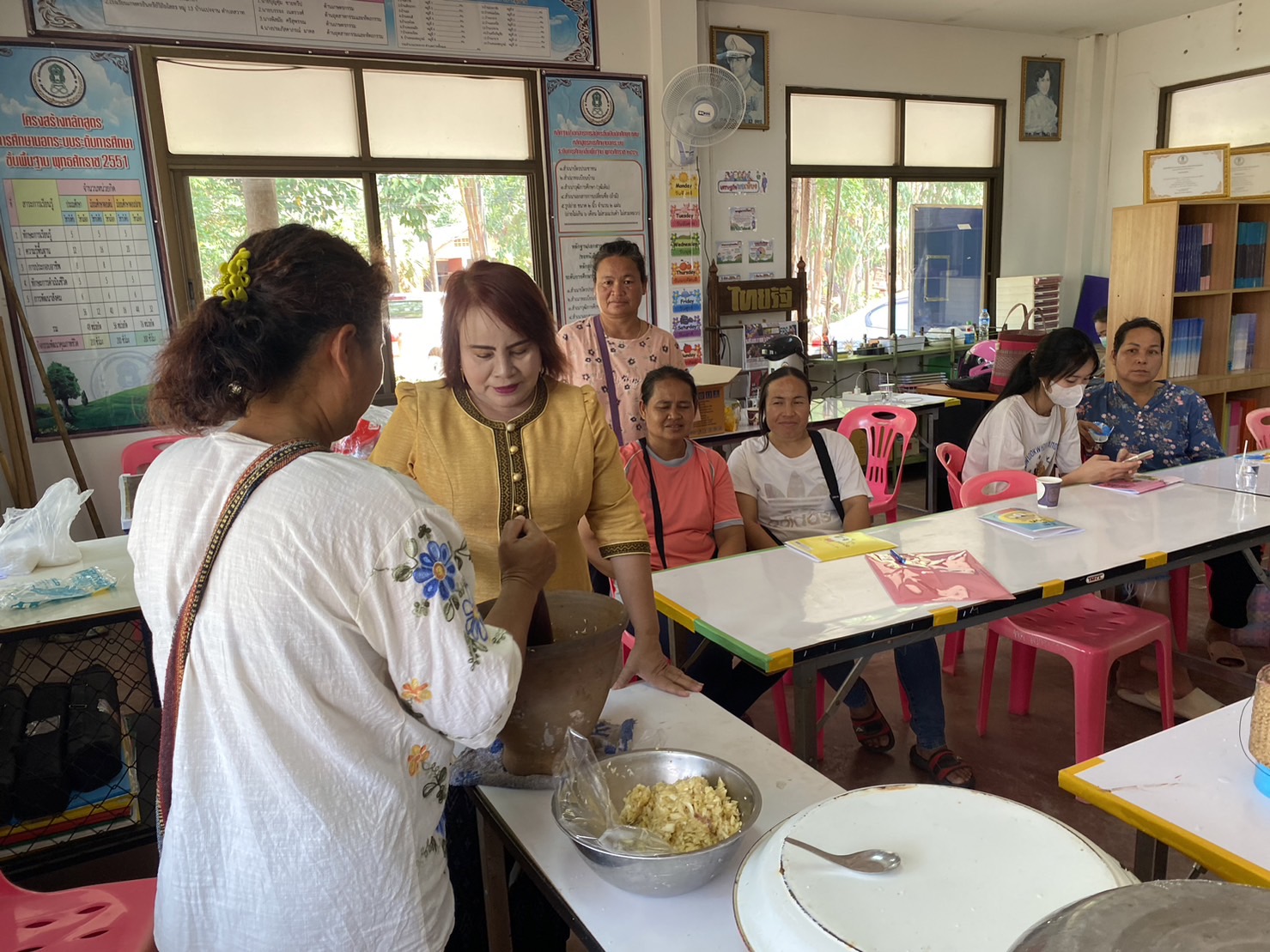 ยโสธร…นำครัวเรือนเป้าหมาย TPMAP/ThaiQM ฝึกอาชีพประชาชนพัฒนาคนทุกช่วงวัยตามหลักปรัชญาของเศรษฐกิจพอเพียง ประจำปีงบประมาณ พ.ศ. 2566 ผ่านระบบ Zoom Cloud Meeting
