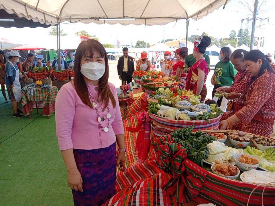 ?พช.ยโสธร ร่วมเป็นกรรมการในการประกวดส้มตำลีลามหาสนุก ในงานเกษตรอินทรีย์ วิถียโสธร 2566 เนื่องในวันครบรอบวันสถาปนาจังหวัดยโสธร ปี 2566