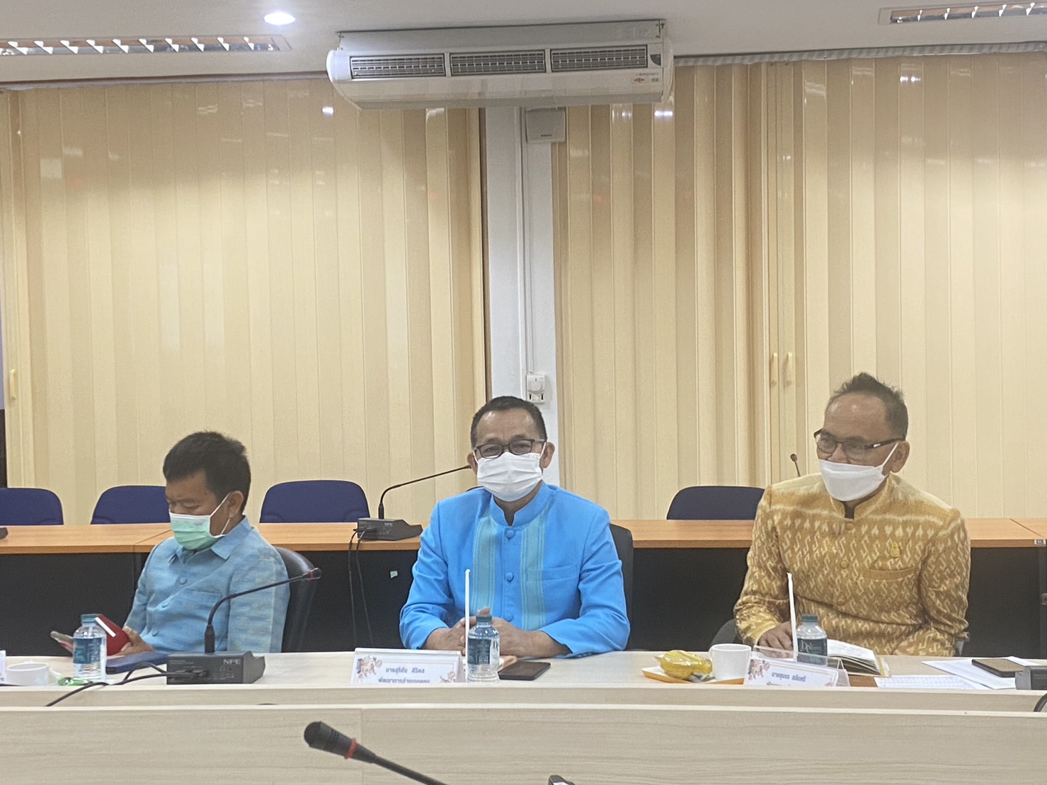 ?พช.ยโสธร ร่วมประชุมเชิงปฏิบัติการตรวจติดตามผลการดำเนินงานของหน่วยรับตรวจรายไตรมาส ครั้งที่ 2/2566 เขตตรวจราชการที่ 14 กลุ่มจังหวัดภาคตะวันออกเฉียงเหนือตอนล่าง 2 (จังหวัดอำนาจเจริญ ศรีสะเกษ ยโสธร และอุบลราชธานี) ผ่านระบบ Zoom Cloud Meeting