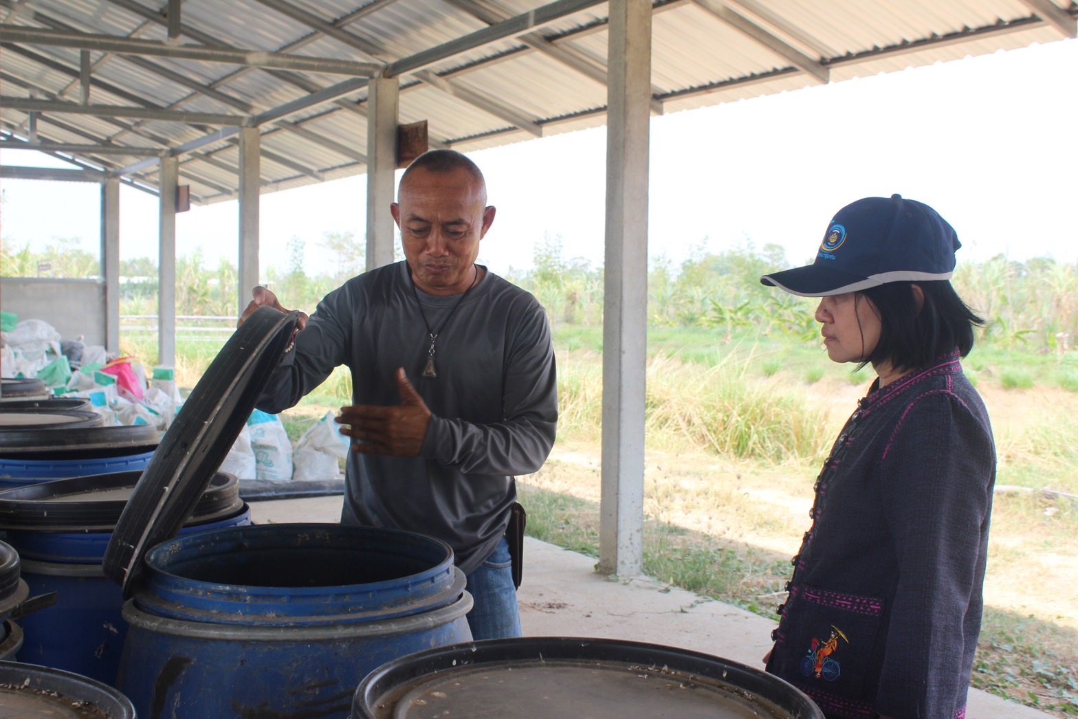 ☘พช.ยโสธร ลงพื้นที่ติดตามสนับสนุนศูนย์เรียนรู้ชุมชนต้นแบบการพัฒนาคุณภาพชีวิต CLM ตำบลคูเมือง อำเภอมหาชนะชัย จังหวัดยโสธร
