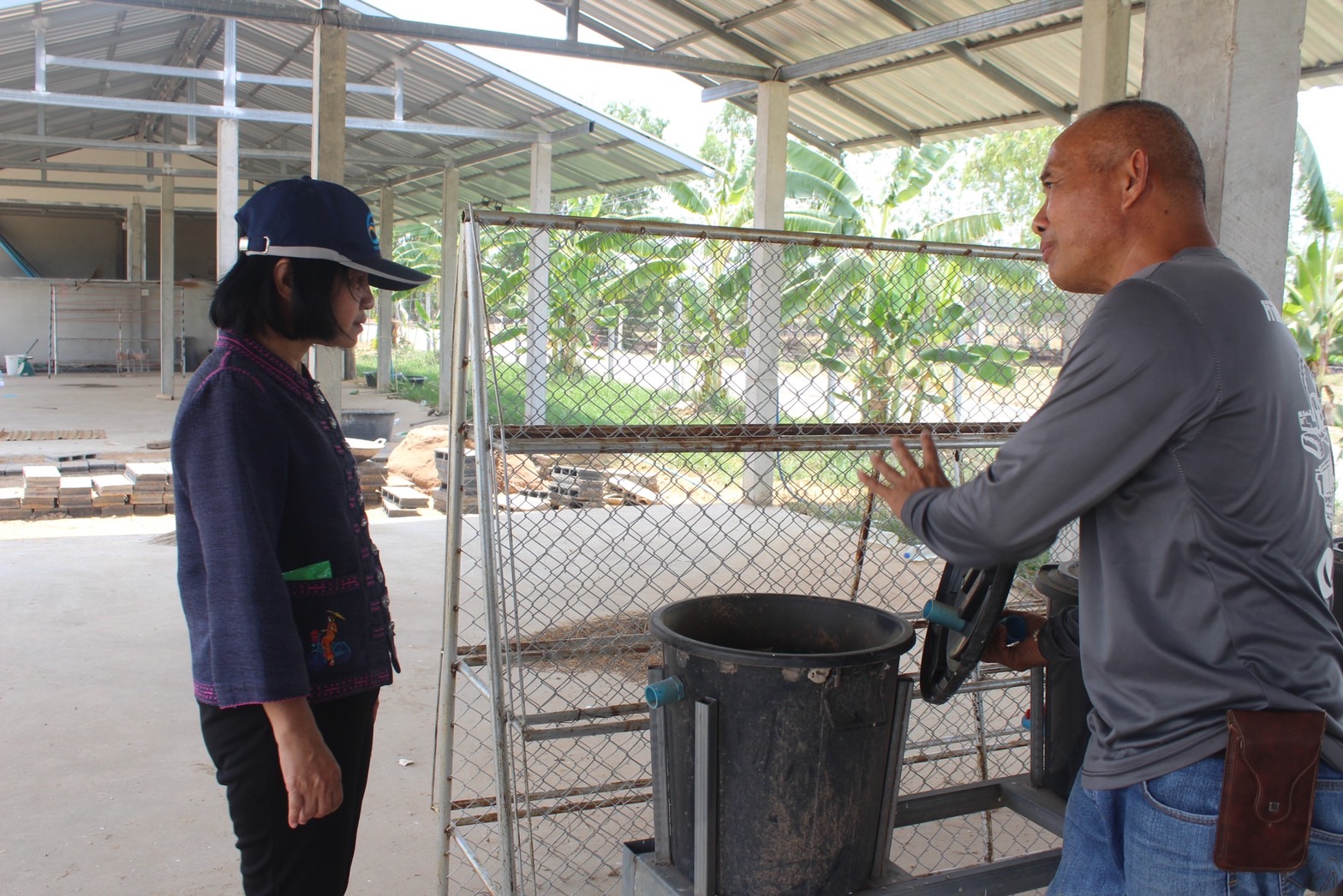 ☘พช.ยโสธร ลงพื้นที่ติดตามสนับสนุนศูนย์เรียนรู้ชุมชนต้นแบบการพัฒนาคุณภาพชีวิต CLM ตำบลคูเมือง อำเภอมหาชนะชัย จังหวัดยโสธร