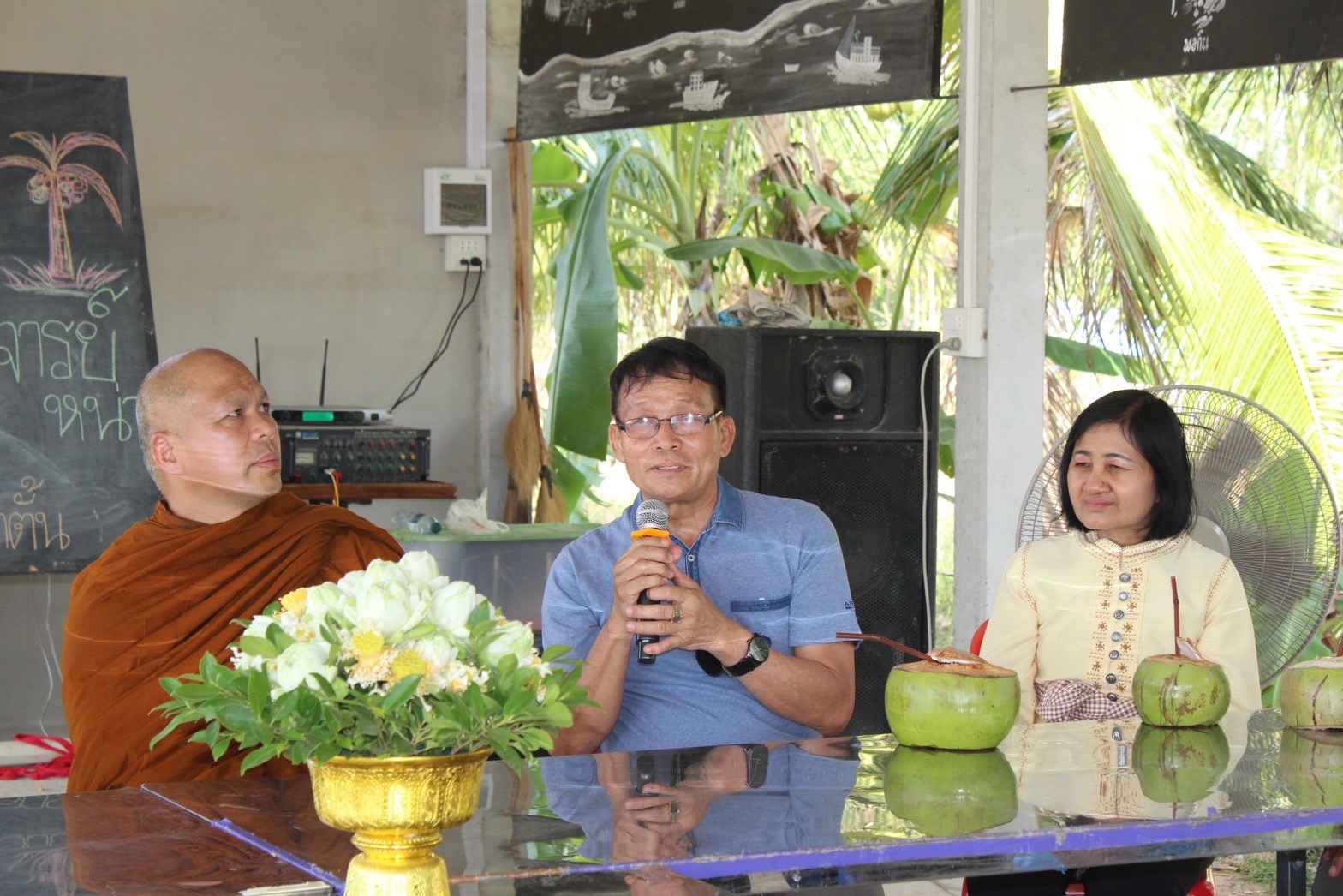 ☘ที่ปรึกษา ปลัด มท. ลงพื้นที่ เมืองบั้งไฟ ติดตามสนับสนุนศูนย์เรียนรู้ชุมชนต้นแบบการพัฒนาคุณภาพชีวิต ศูนย์เรียนรู้ CLM อำเภอมหาชนะชัย จังหวัดยโสธร