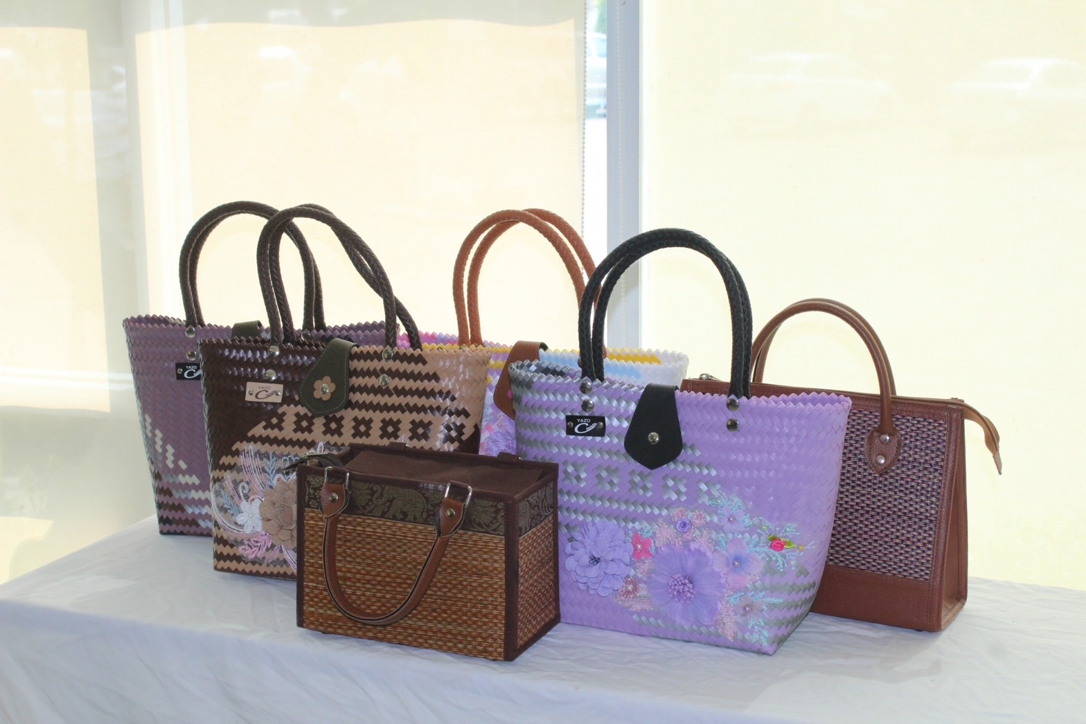 ?พช.ยโสธร เดินหน้าพัฒนาผลิตภัณฑ์สินค้าชุมชนส่งเสริมกระบวนการเครือข่ายองค์ความรู้ ( Knowledge – Based OTOP : KBO) ให้แก่ผู้ผลิต ผู้ประกอบการ OTOP จังหวัดยโสธร