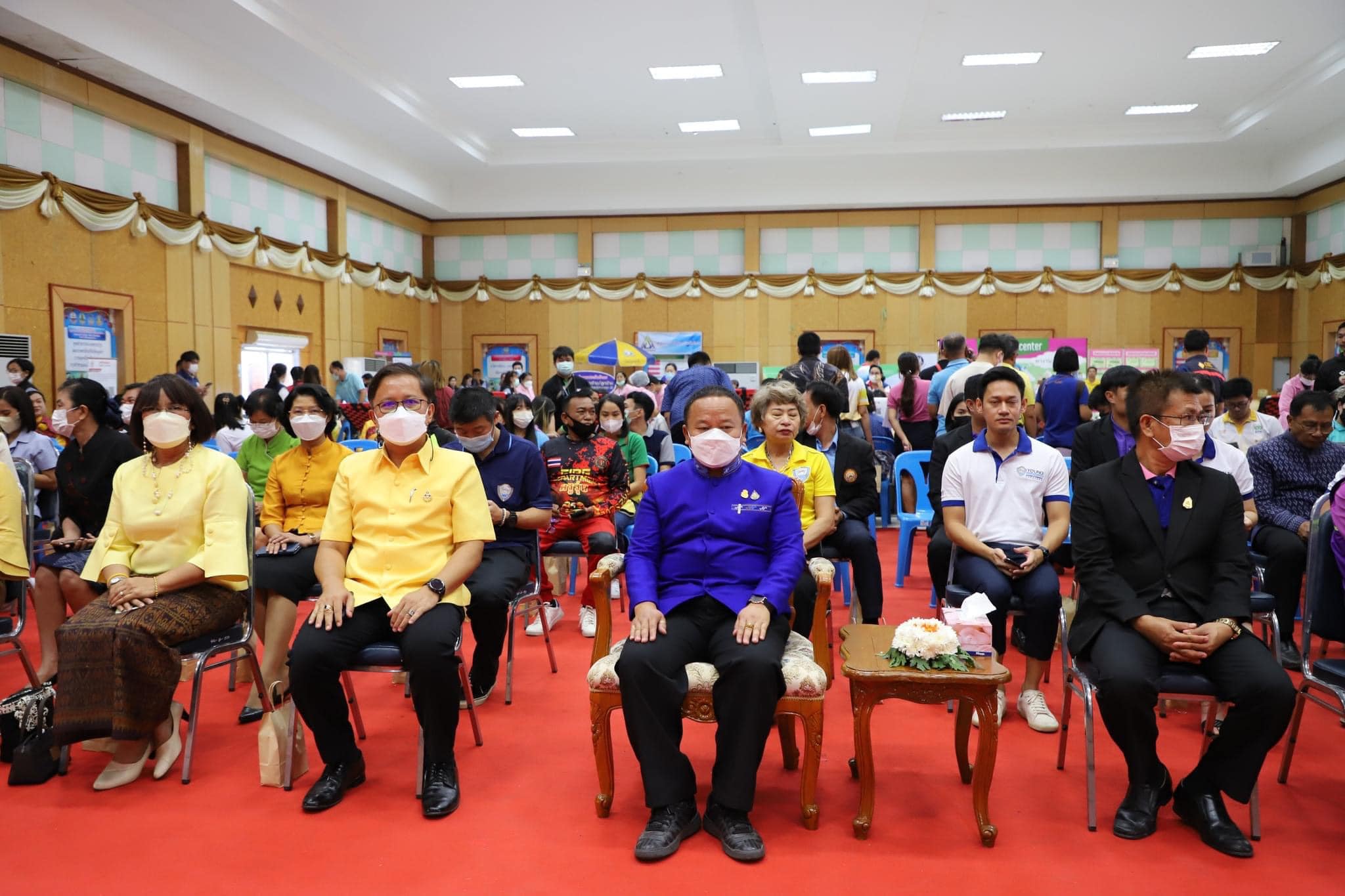 จังหวัดยโสธร จัดงาน “วันแรงงานแห่งชาติ” ขับเคลื่อนและพัฒนาคุณภาพชีวิตของแรงงาน พร้อมรับบริจาคโลหิต ทำความดีด้วยหัวใจ