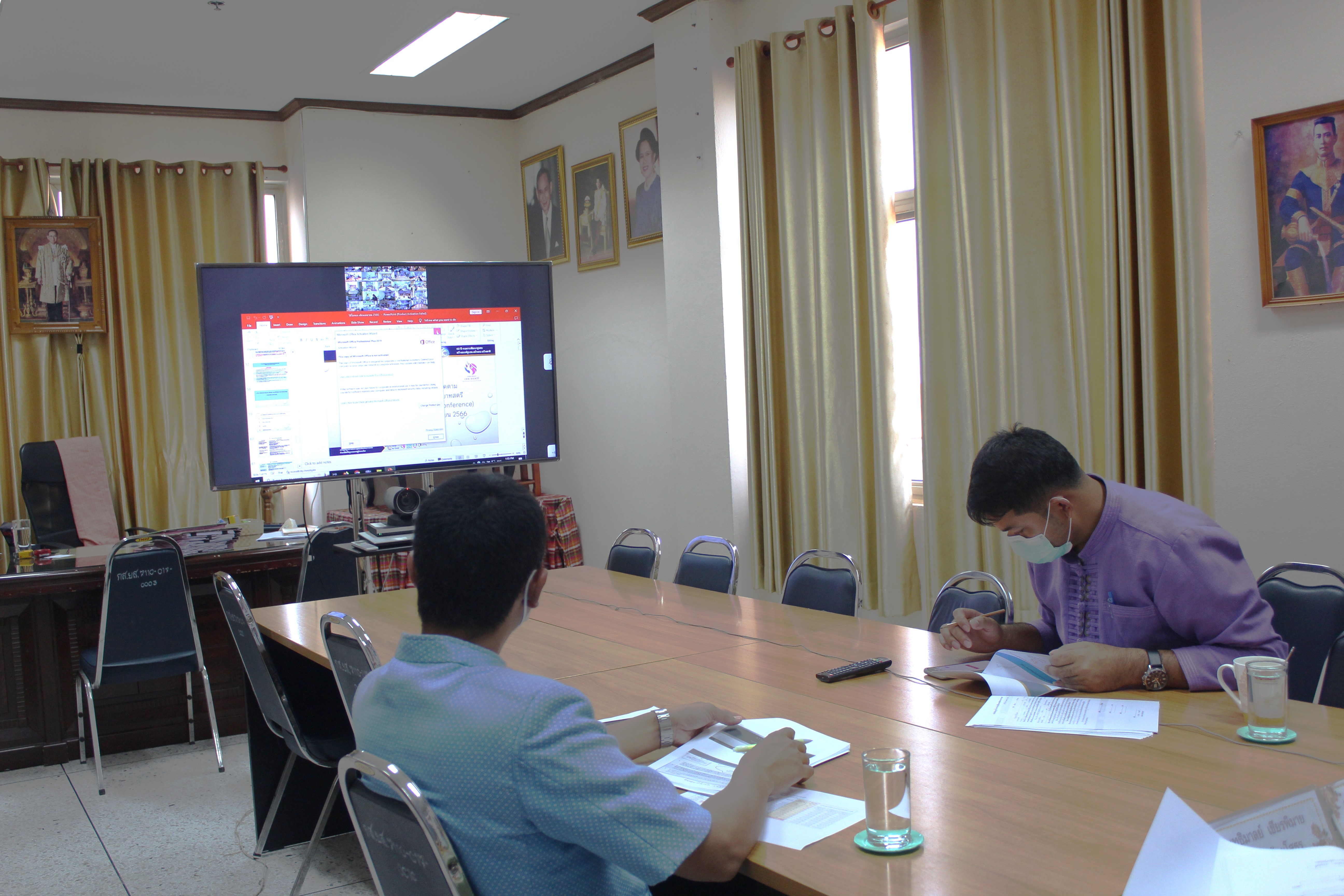 พช.ยโสธร ร่วมรับฟังประชุมชี้แจง เร่งรัด กำกับ ติดตามการดำเนินงานกองทุนพัฒนาบทบาทสตรี