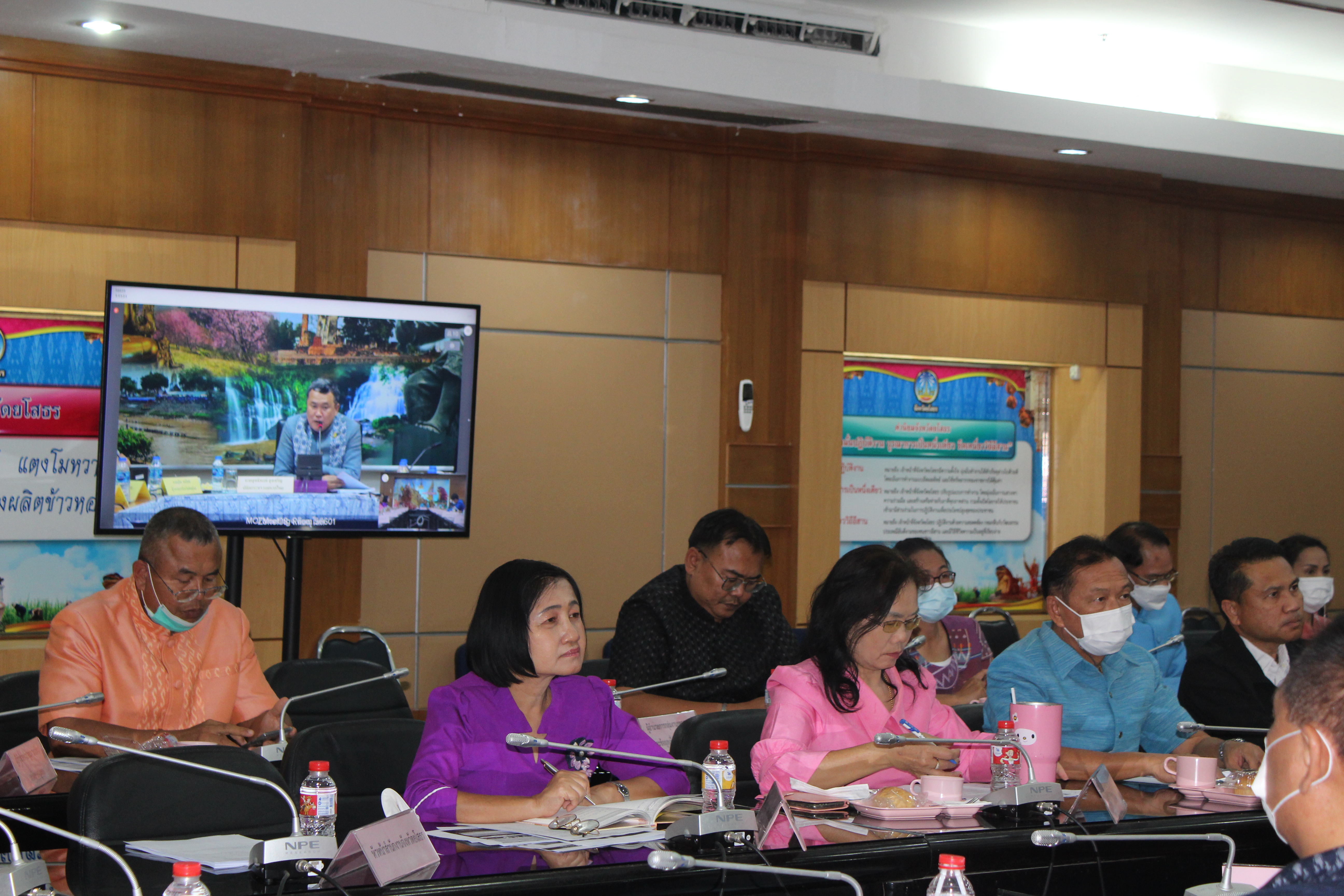 ?พช.ยโสธร ร่วมประชุมขับเคลื่อนและติดตามนโยบายของรัฐบาลและภารกิจสำคัญของ สำนักงานปลัดกระทรวงมหาดไทย ผ่านระบบวีดีทัศน์ทางไกล (VCS) ประจำเดือน เมษายน 2566