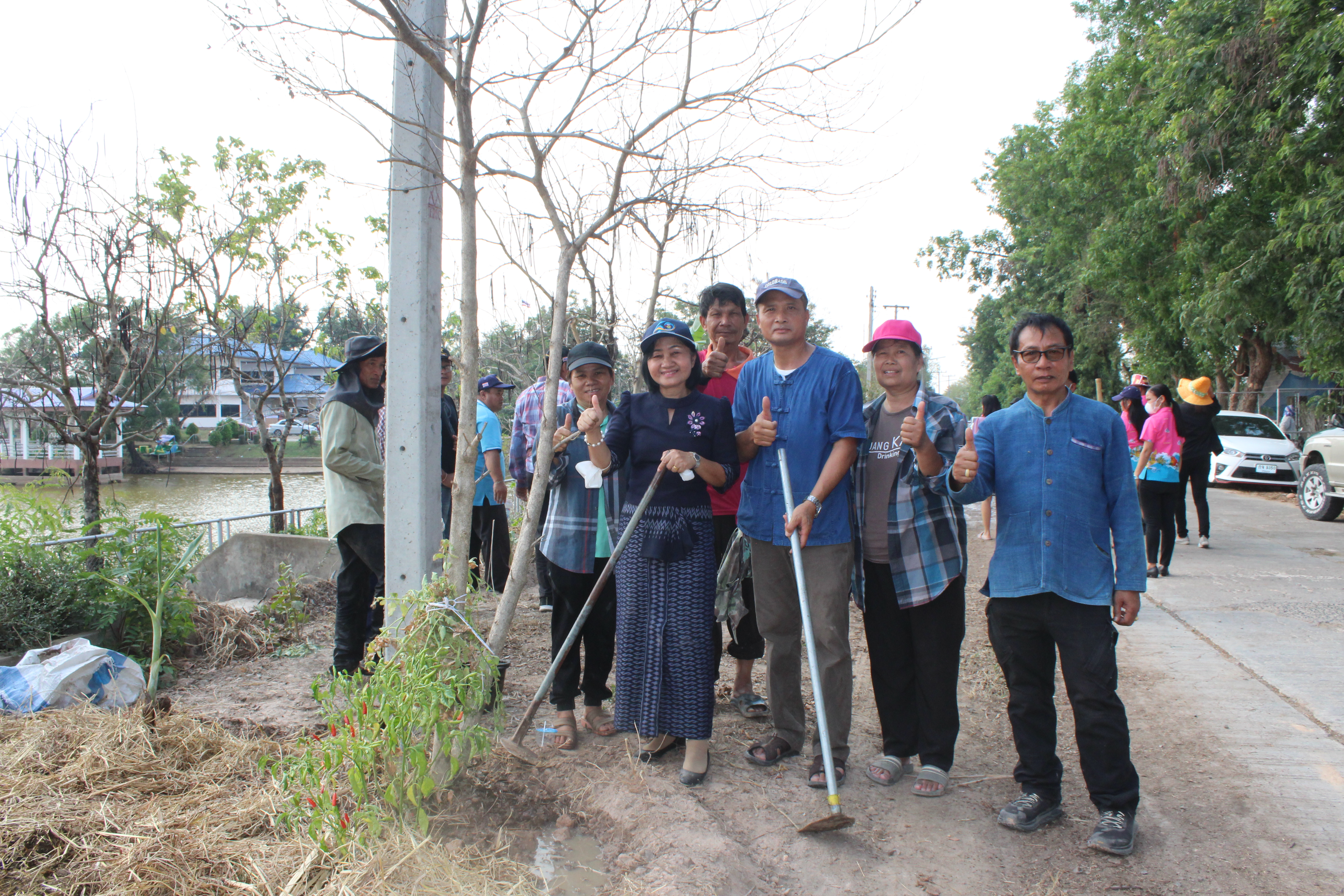 ?พช.ยโสธร ดำเนินกิจกรรม ทางนี้มีผล ผู้คนรักกัน “ถนนกินได้ ปลอดภัยไร้สารพิษ”ตำบลบึงแก อำเภอมหาชนะชัย จังหวัดยโสธร ภายใต้การจัดทำตำบลสารสนเทศตำบลต้นแบบเพื่อพัฒนาคุณภาพชีวิต