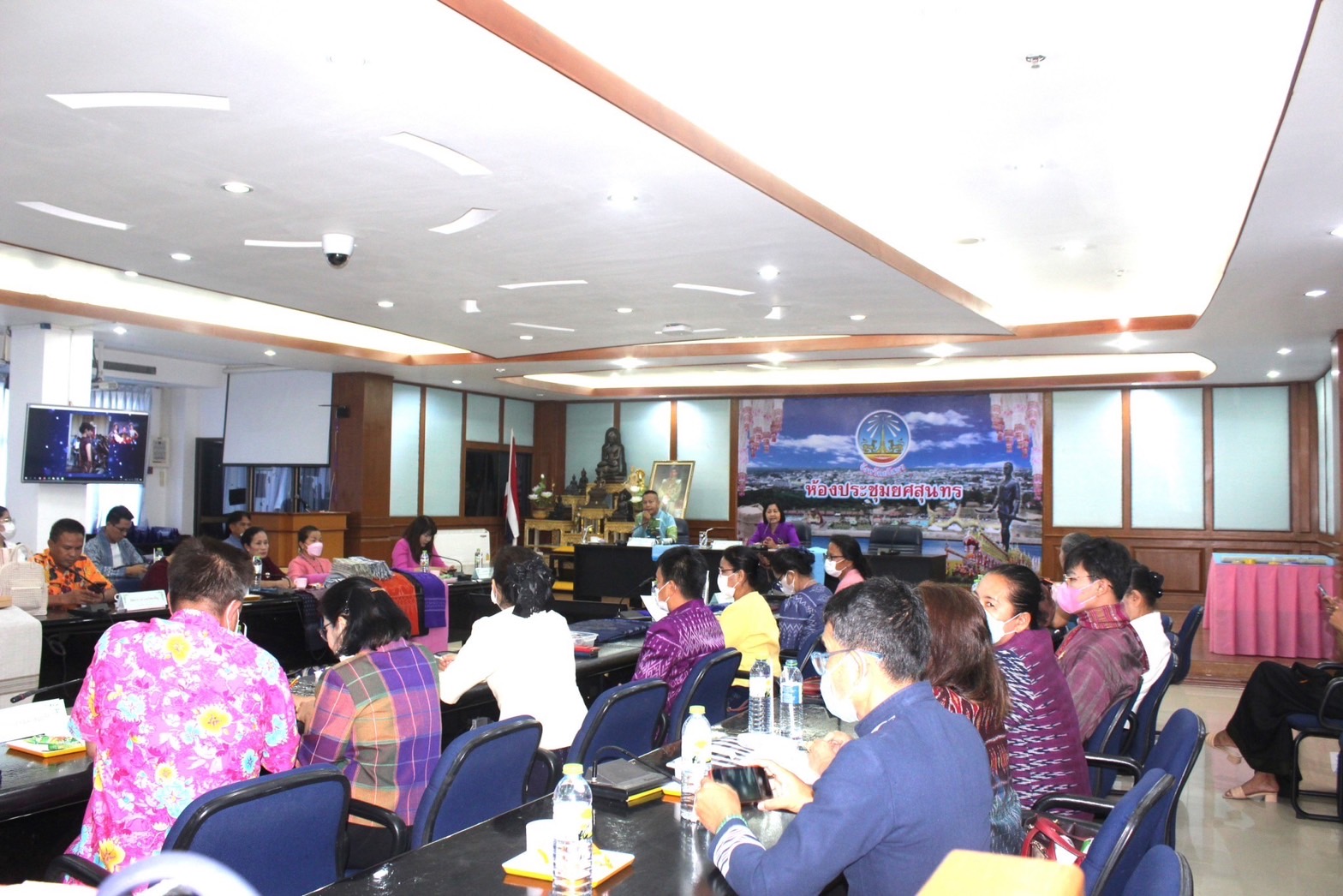 พช.ยโสธร เดินหน้าเร่งพัฒนาลายผ้า “ผ้าไทยใส่ให้สนุก” ของสมเด็จพระเจ้าลูกเธอ เจ้าฟ้าสิริวัณณวรี นารีรัตนราชกัญญา