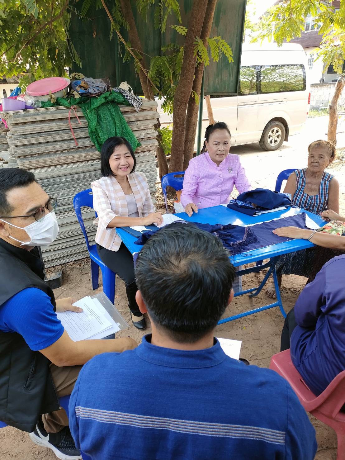 พช.ยโสธร ลงพื้นที่ติดตาม สนับสนุนการดำเนินงานการดำเนินงานตามโครงการพัฒนาผลิตภัณฑ์สินค้าชุมชน กิจกรรมส่งเสริมกระบวนการเครือข่ายองค์ความรู้ ( Knowledge – Based OTOP : KBO) กิจกรรมที่ 2 พัฒนาผลิตภัณฑ์ OTOP